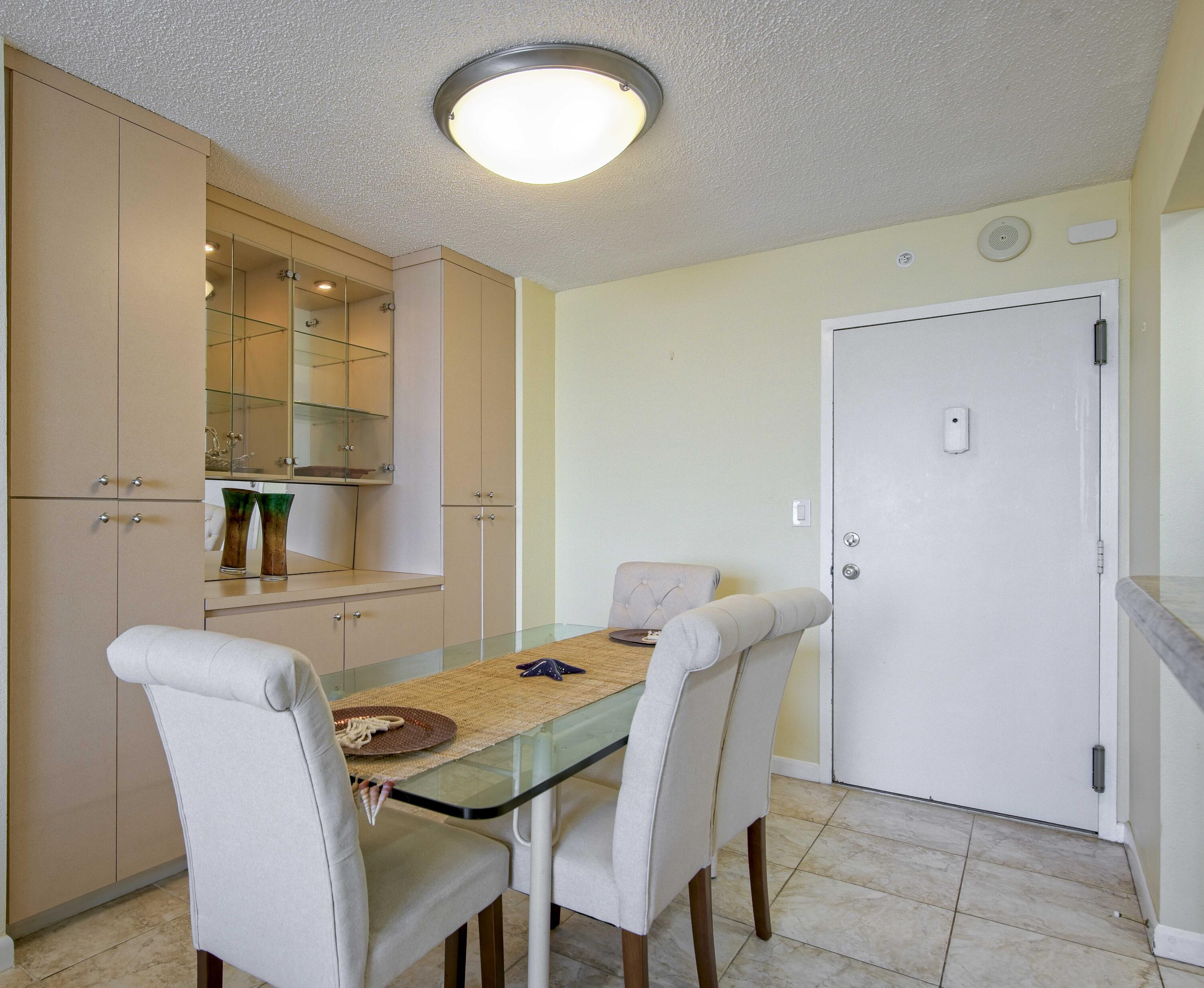 111 Briny Avenue 22-12, Pompano Beach, FL 33062, Pompano Beach - Photo 4