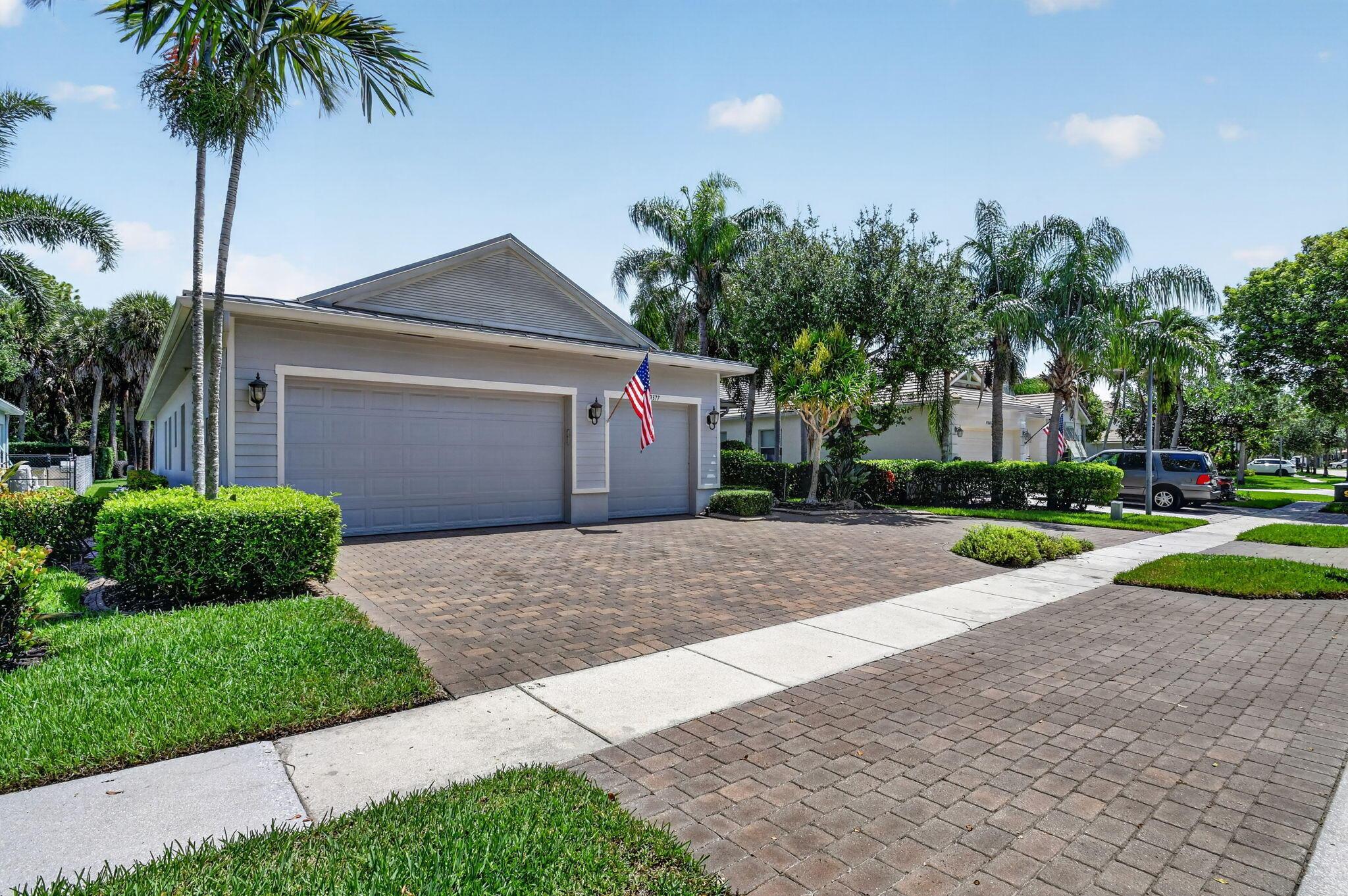 9377 Madewood Court, Royal Palm Beach, FL 33411, Royal Palm Beach - Photo 2