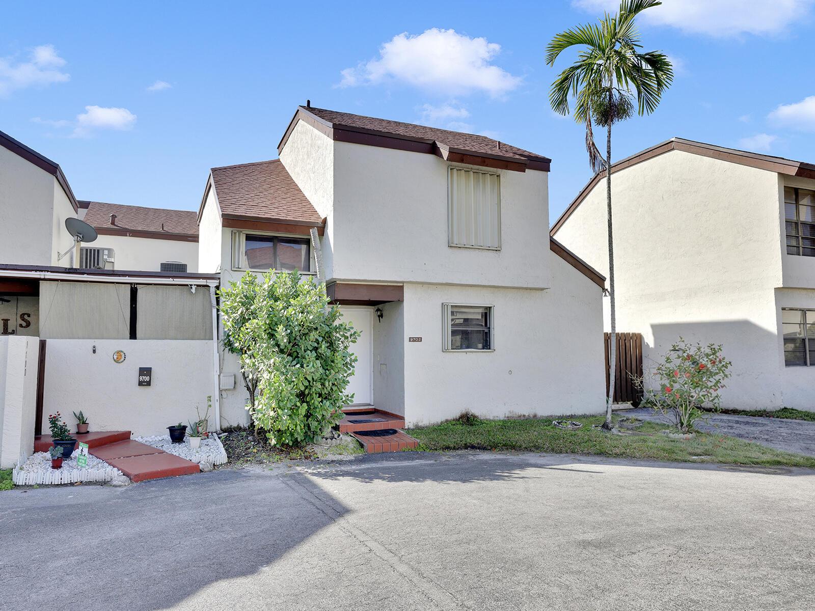 9702 NW 5th Lane 9702, Miami, FL 33172, Miami