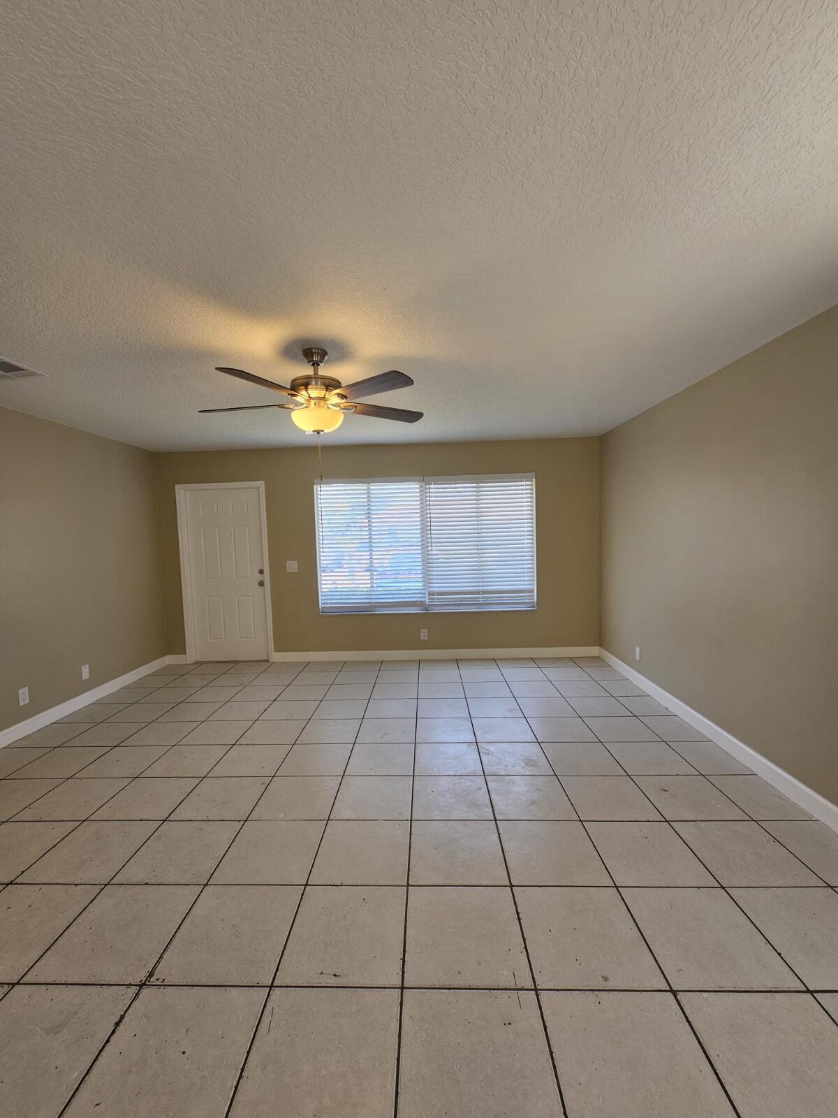 4876 Orleans Court A, Haverhill, FL 33415, Haverhill - Photo 3