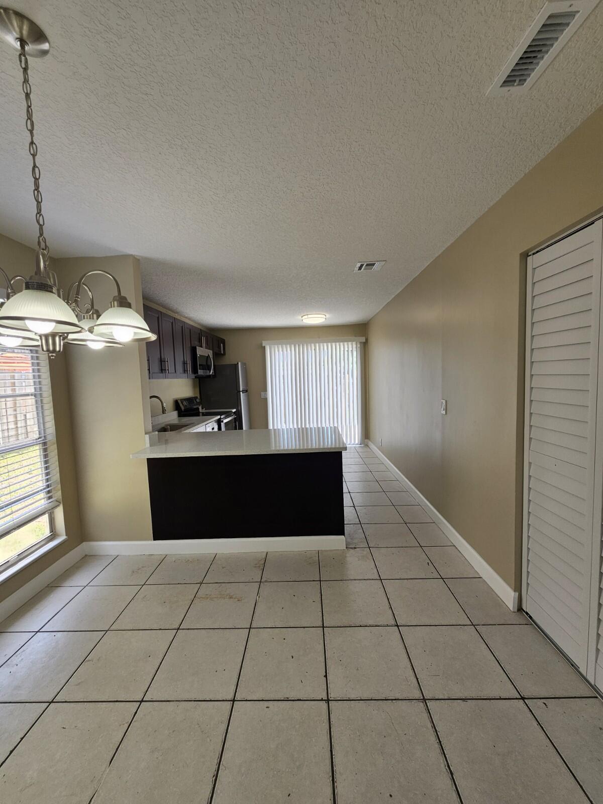 4876 Orleans Court A, Haverhill, FL 33415, Haverhill - Photo 4