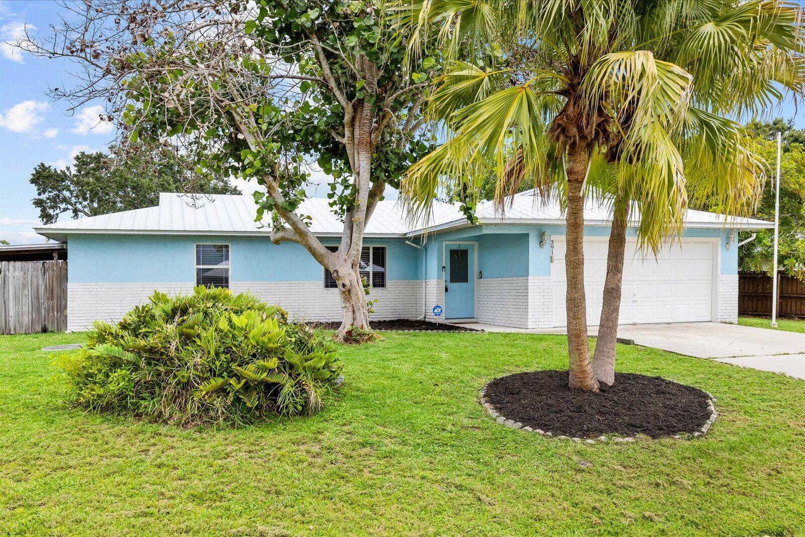 391 SW Duval Avenue, Port St. Lucie, FL 34983, Port St. Lucie - Photo 2
