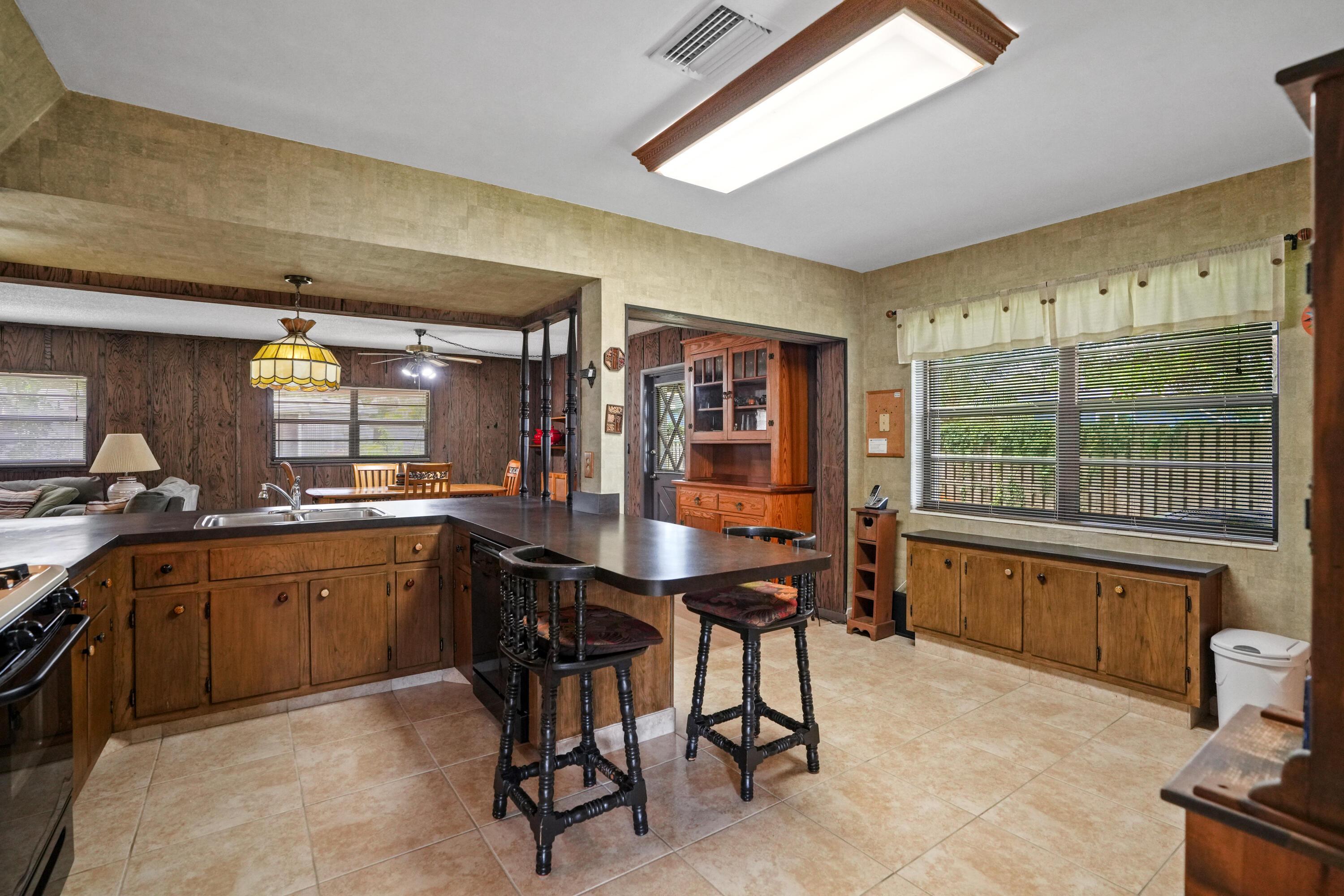3358 SW 16th Court SW, Fort Lauderdale, FL 33312, Fort Lauderdale - Photo 5