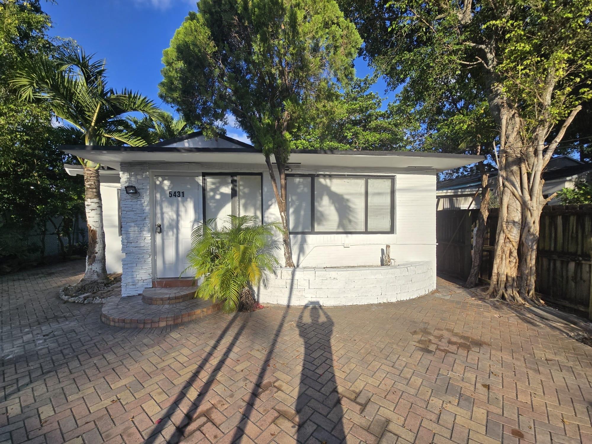 5431 NW 30th Avenue, Miami, FL 33142, Miami - Photo 2