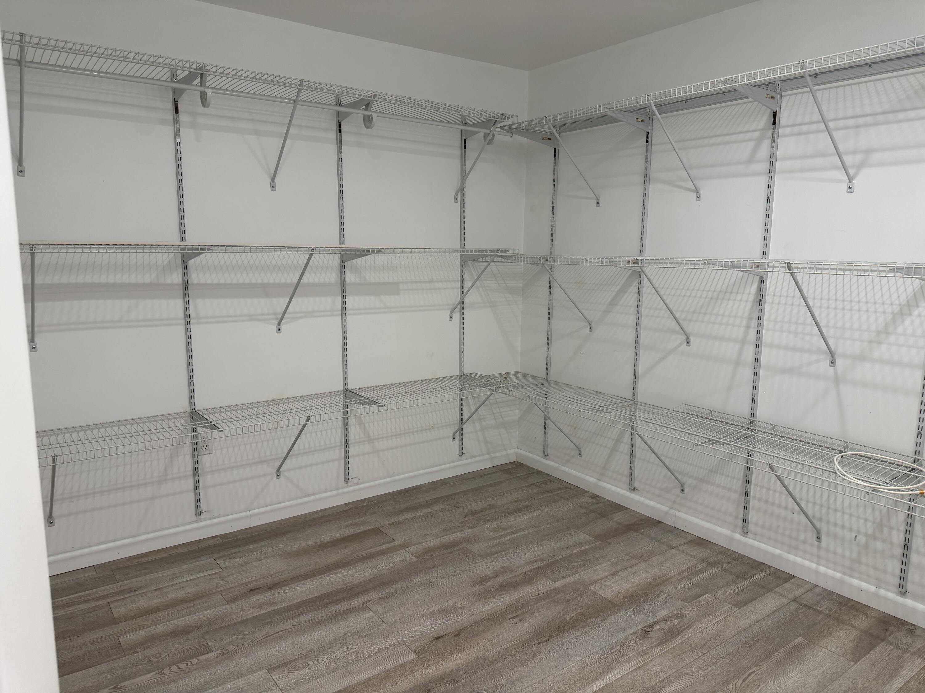 4081 N 41st Street, Hollywood, FL 33021, Hollywood - Photo 5