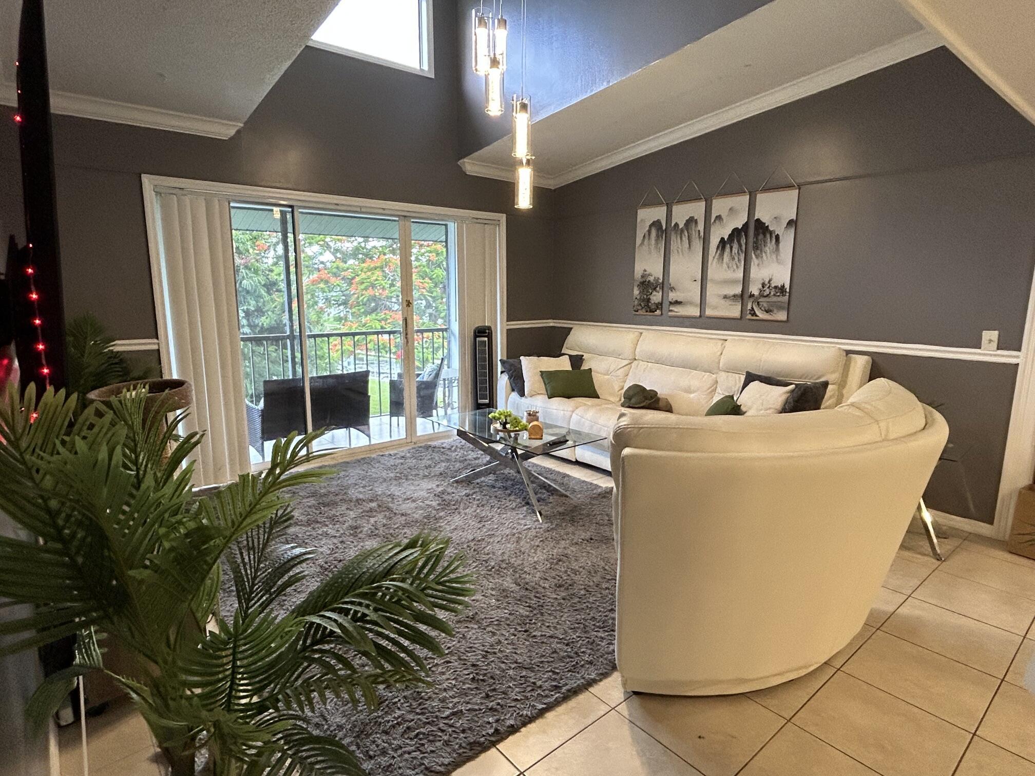 1007 Green Pine Boulevard F3, West Palm Beach, FL 33409, West Palm Beach - Photo 3