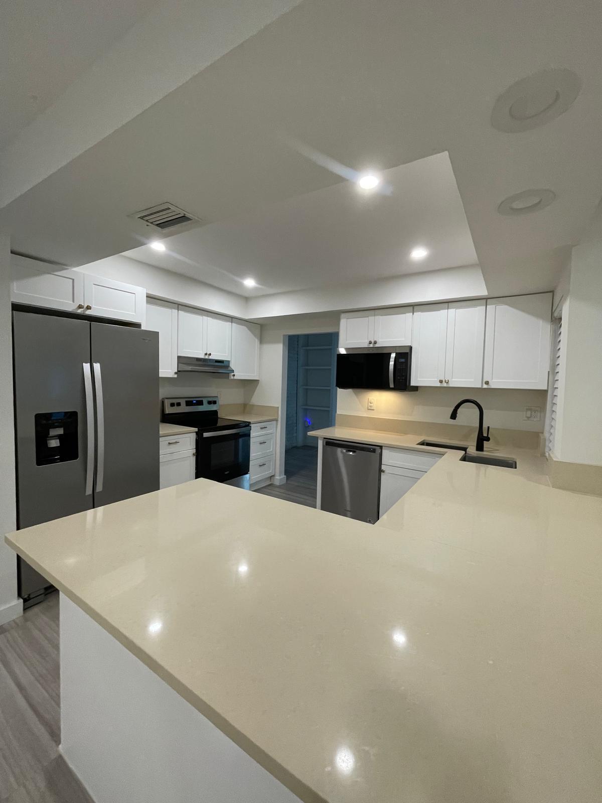 21553 Chipmunk Lane, Boca Raton, FL 33428, Boca Raton - Photo 2