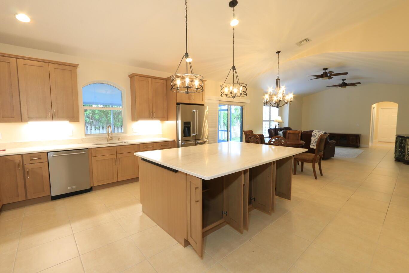 2879 SE Peru Street, Port St. Lucie, FL 34984, Port St. Lucie - Photo 5