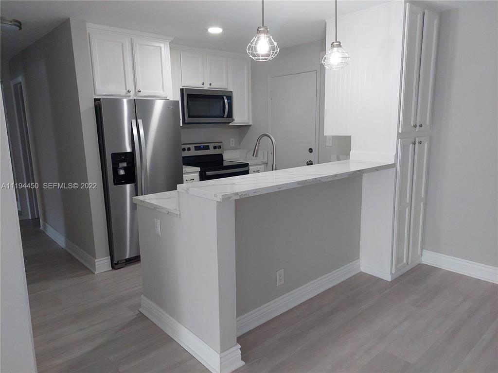 1700 SE 15th Street SE 309, Fort Lauderdale, FL 33316, Fort Lauderdale - Photo 5