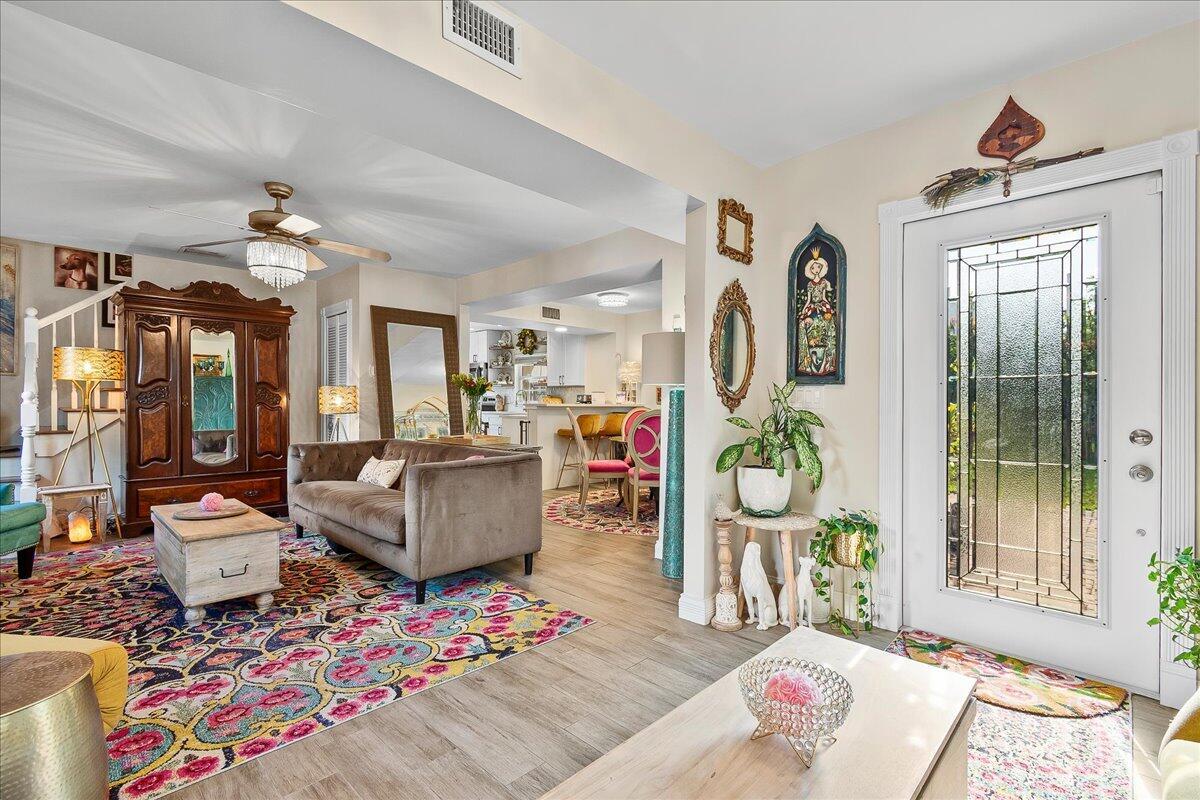 953 39th Court, West Palm Beach, FL 33407, West Palm Beach - Photo 4