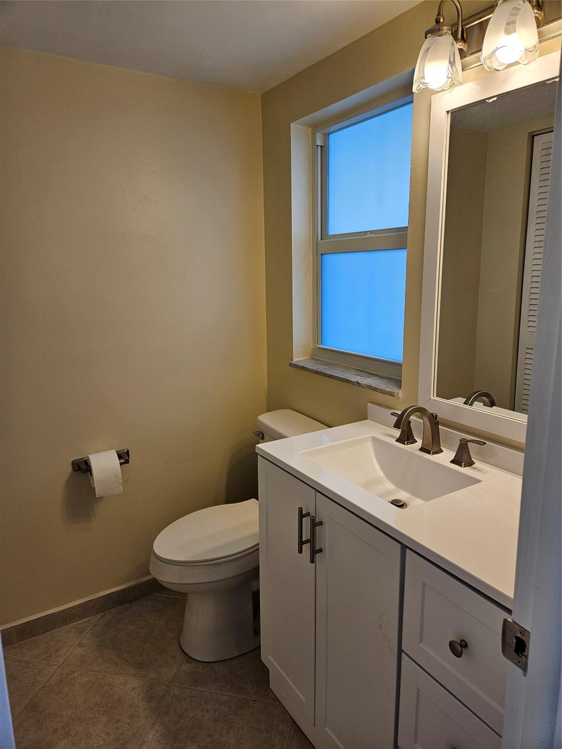 300 NE 26th Avenue, Boynton Beach, FL 33435, Boynton Beach - Photo 3