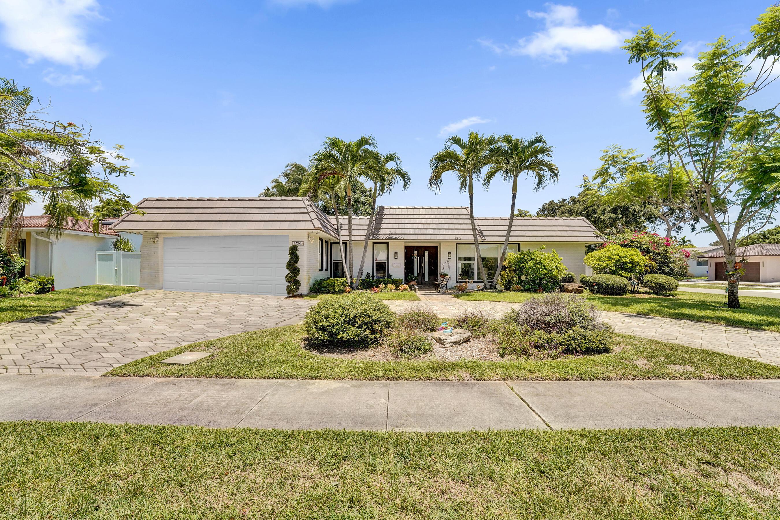 4701 N 36th Court, Hollywood, FL 33021, Hollywood - Photo 2