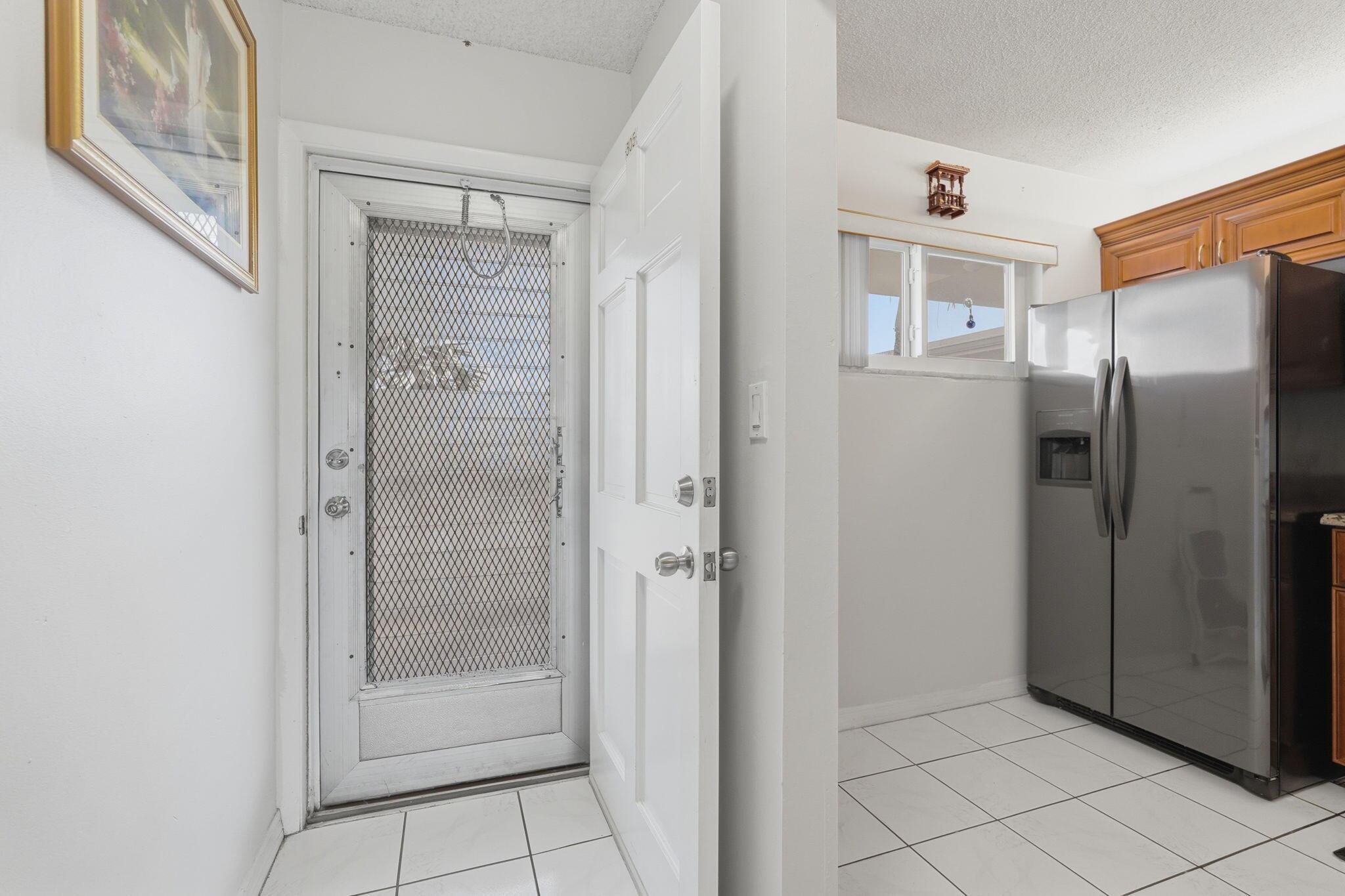 2606 Garden Drive S 305, Lake Worth, FL 33461, Lake Worth - Photo 4