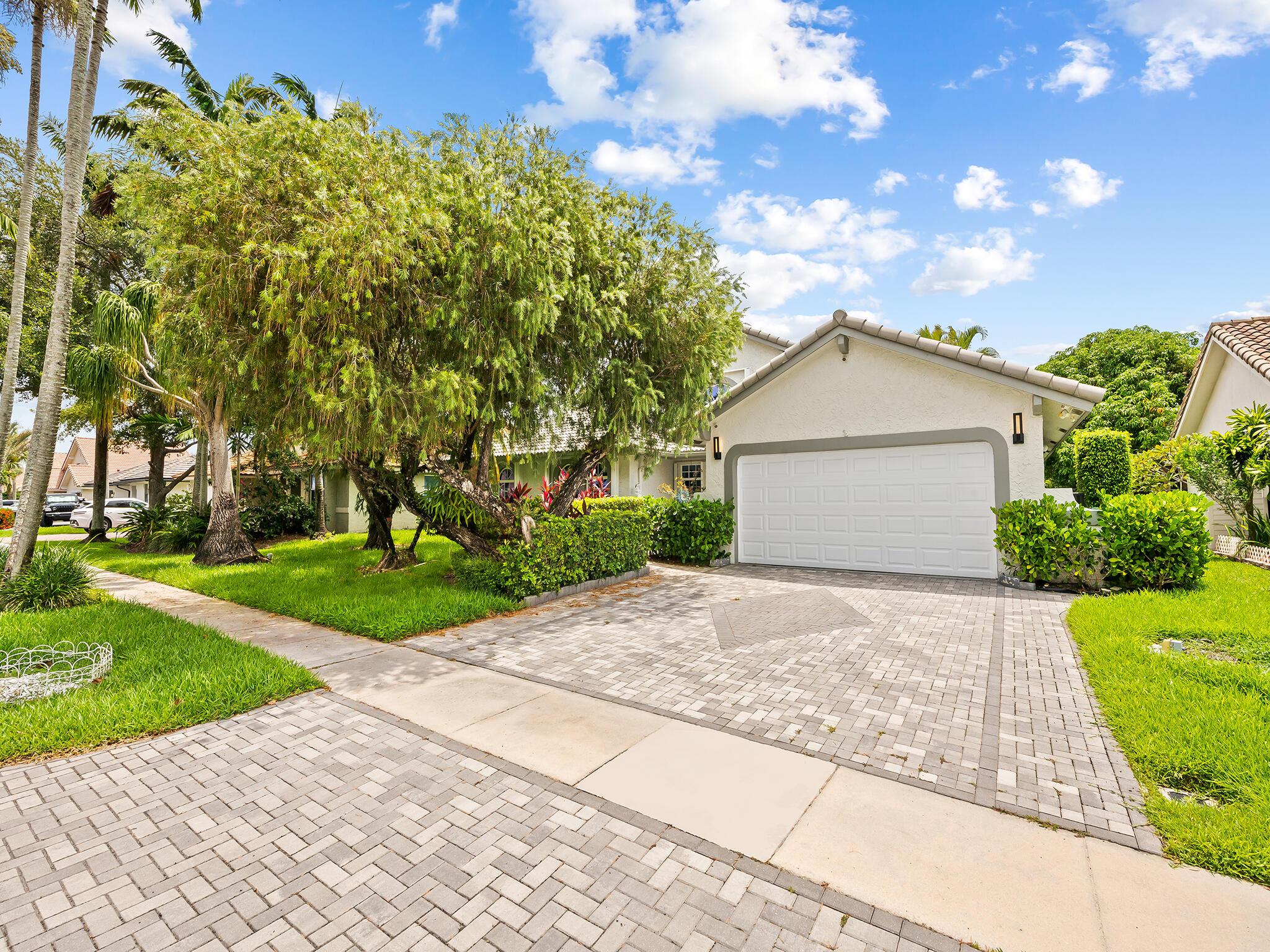 1750 W Oak Knoll Circle, Davie, FL 33324, Davie - Photo 5