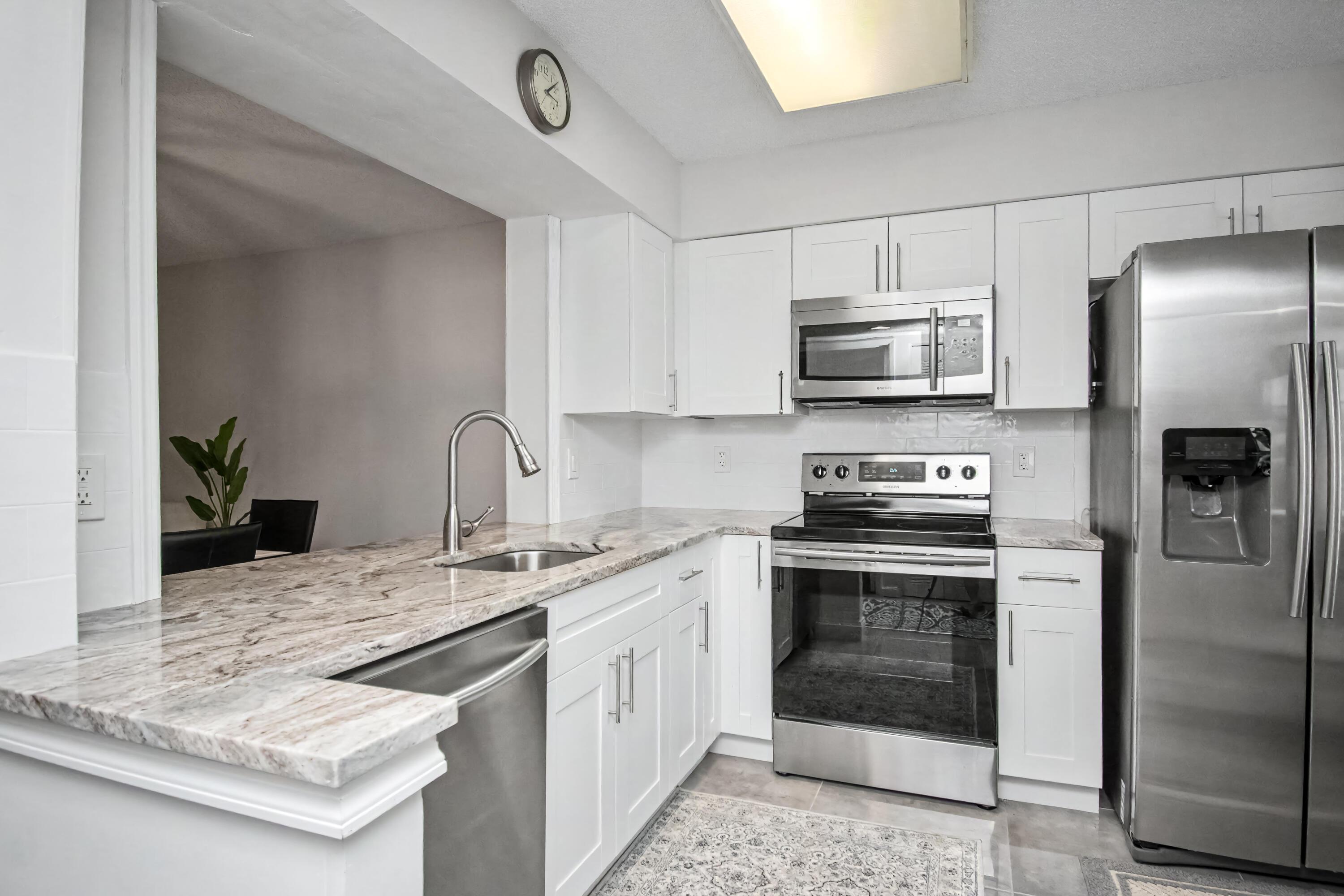 7351 Kinghurst Drive 301, Delray Beach, FL 33446, Delray Beach - Photo 3