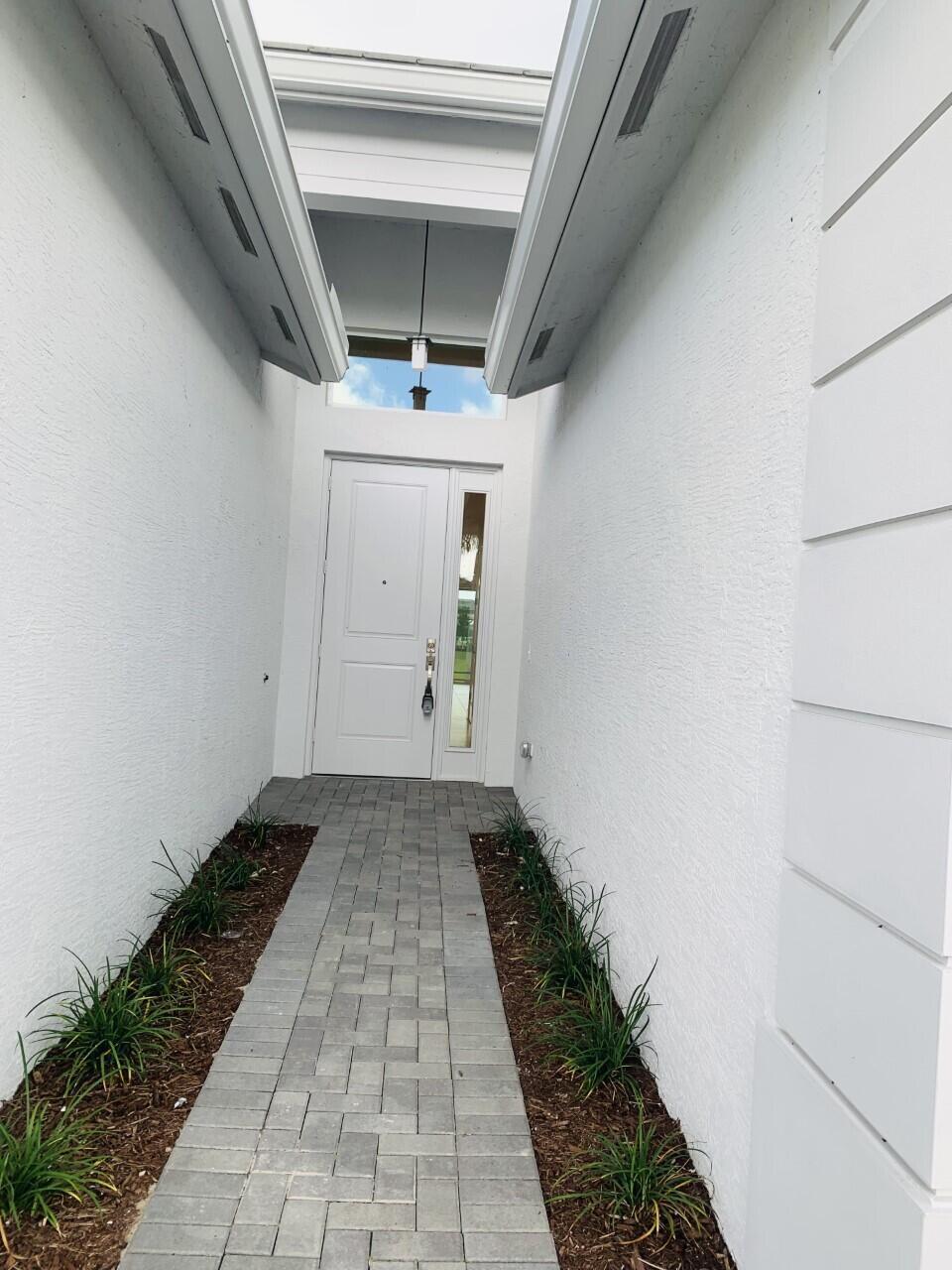 11933 SW Poseidon Way, Port St. Lucie, FL 34987, Port St. Lucie - Photo 4