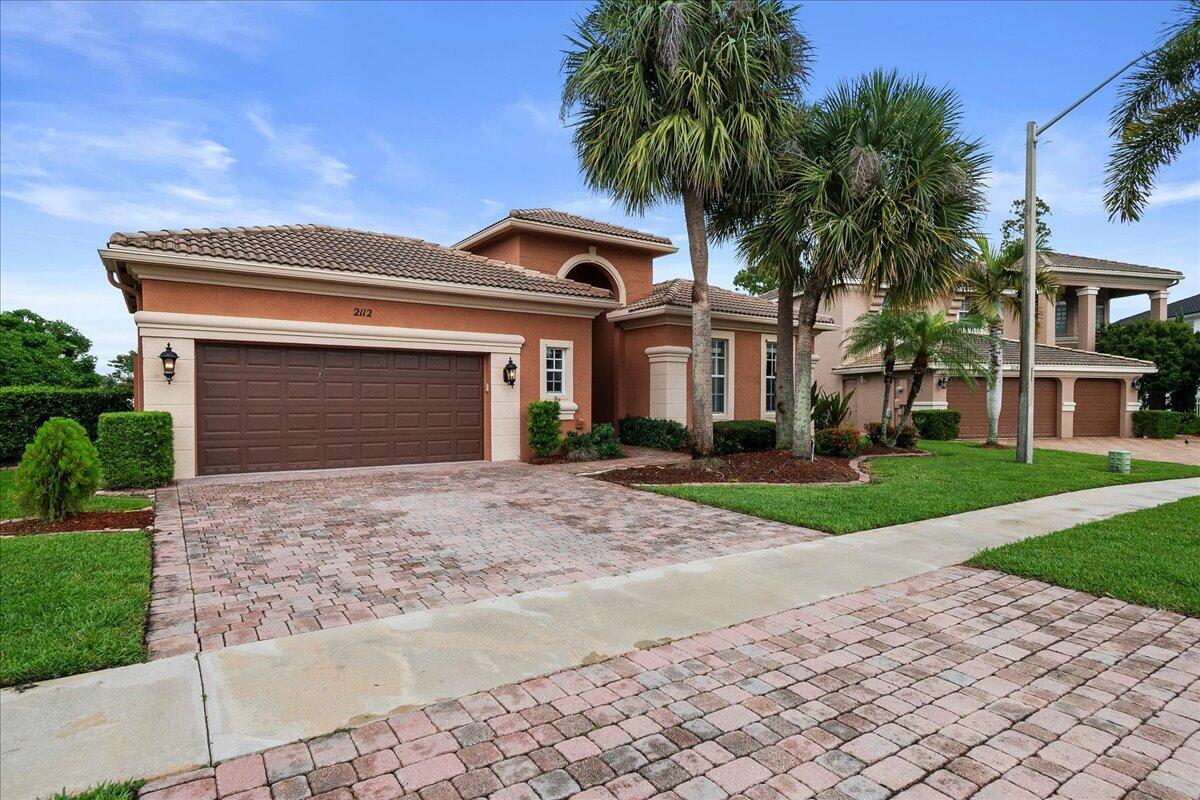 2112 Bellcrest Court, Royal Palm Beach, FL 33411, Royal Palm Beach - Photo 2