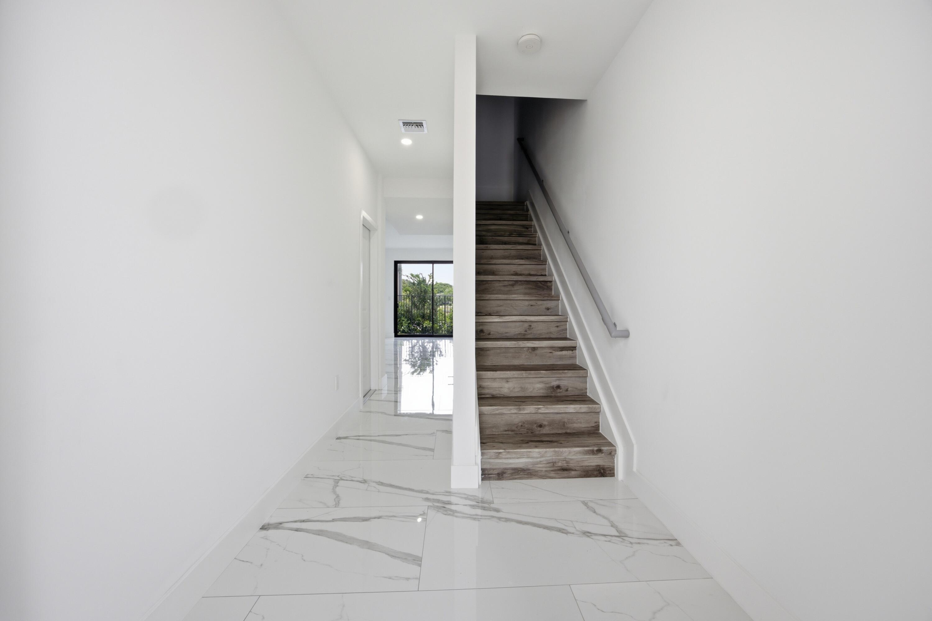 1544 NW 1st Avenue, Pompano Beach, FL 33060, Pompano Beach - Photo 3