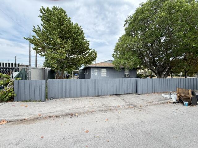 714 S H Street, Lake Worth Beach, FL 33460, Lake Worth Beach