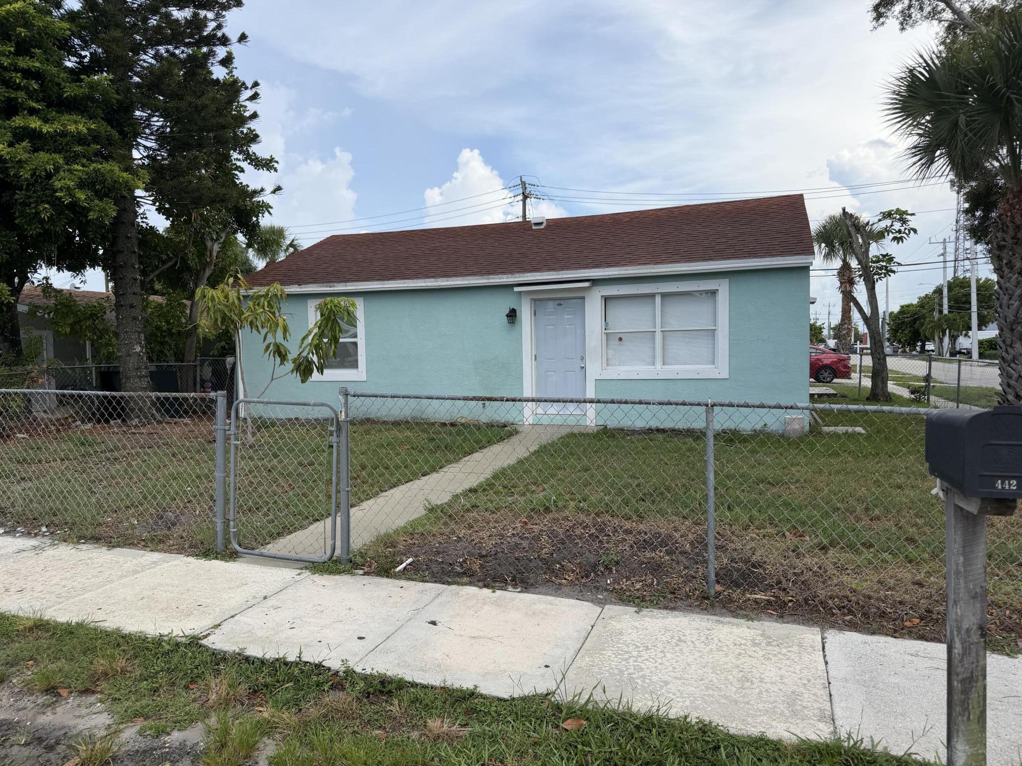 442 Winters Street, West Palm Beach, FL 33405, West Palm Beach - Photo 2