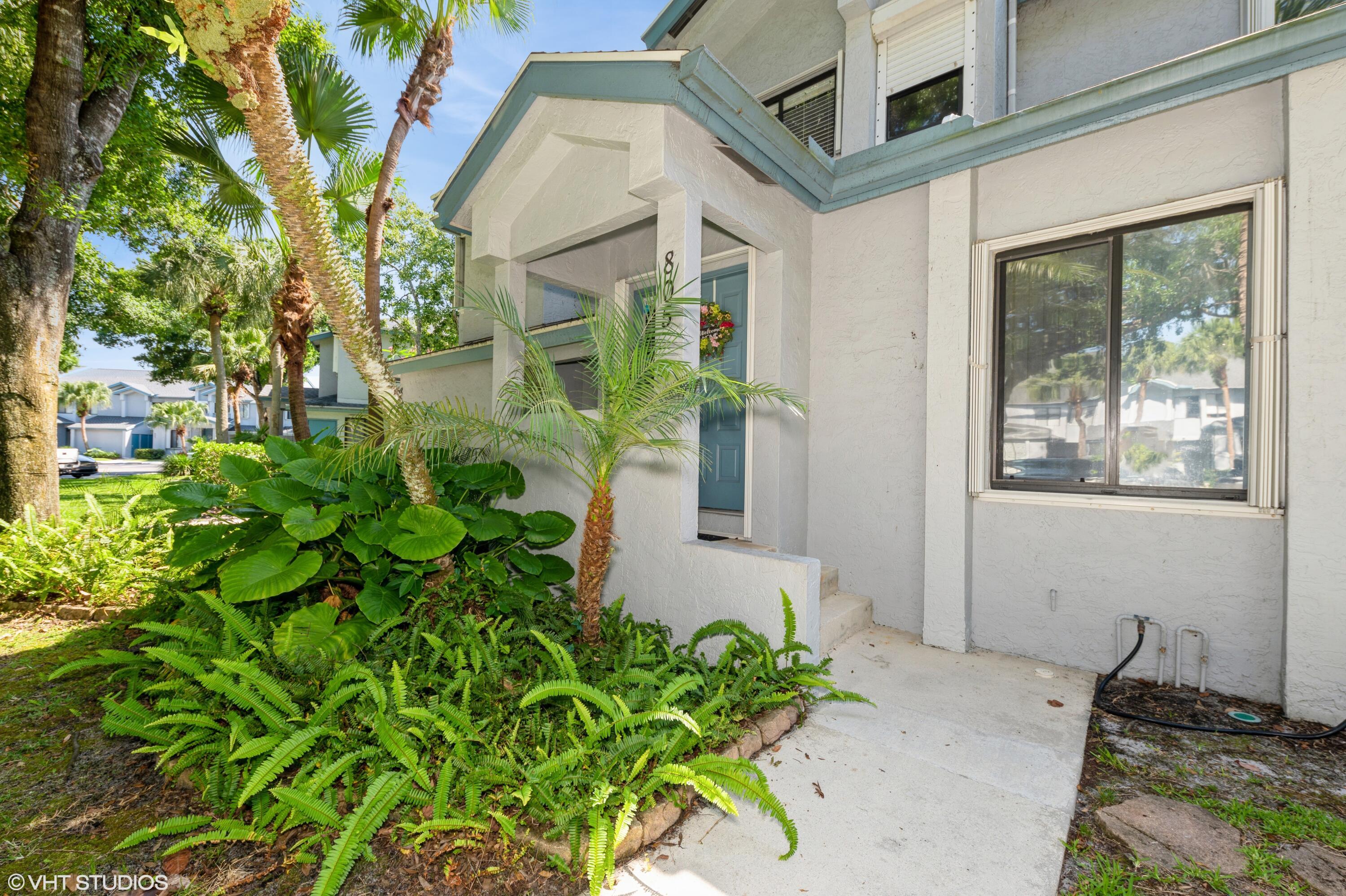 805 Harbour Pointe Way, Greenacres, FL 33413, Greenacres - Photo 2
