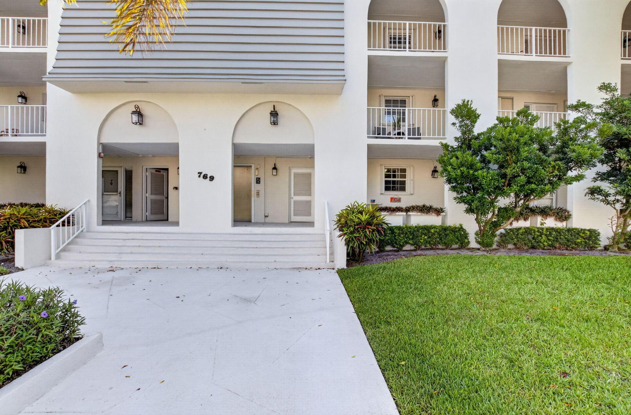 769 Jeffery Street 2-104, Boca Raton, FL 33487, Boca Raton - Photo 2