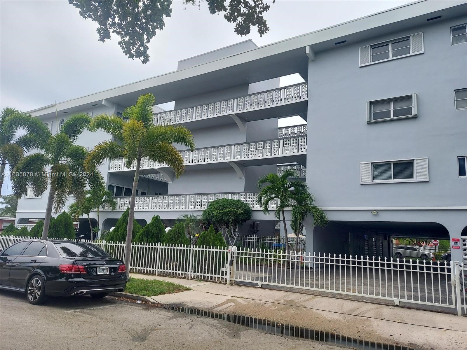 1818 Rodman Street 2c, Hollywood, FL 33020, Hollywood - Photo 5