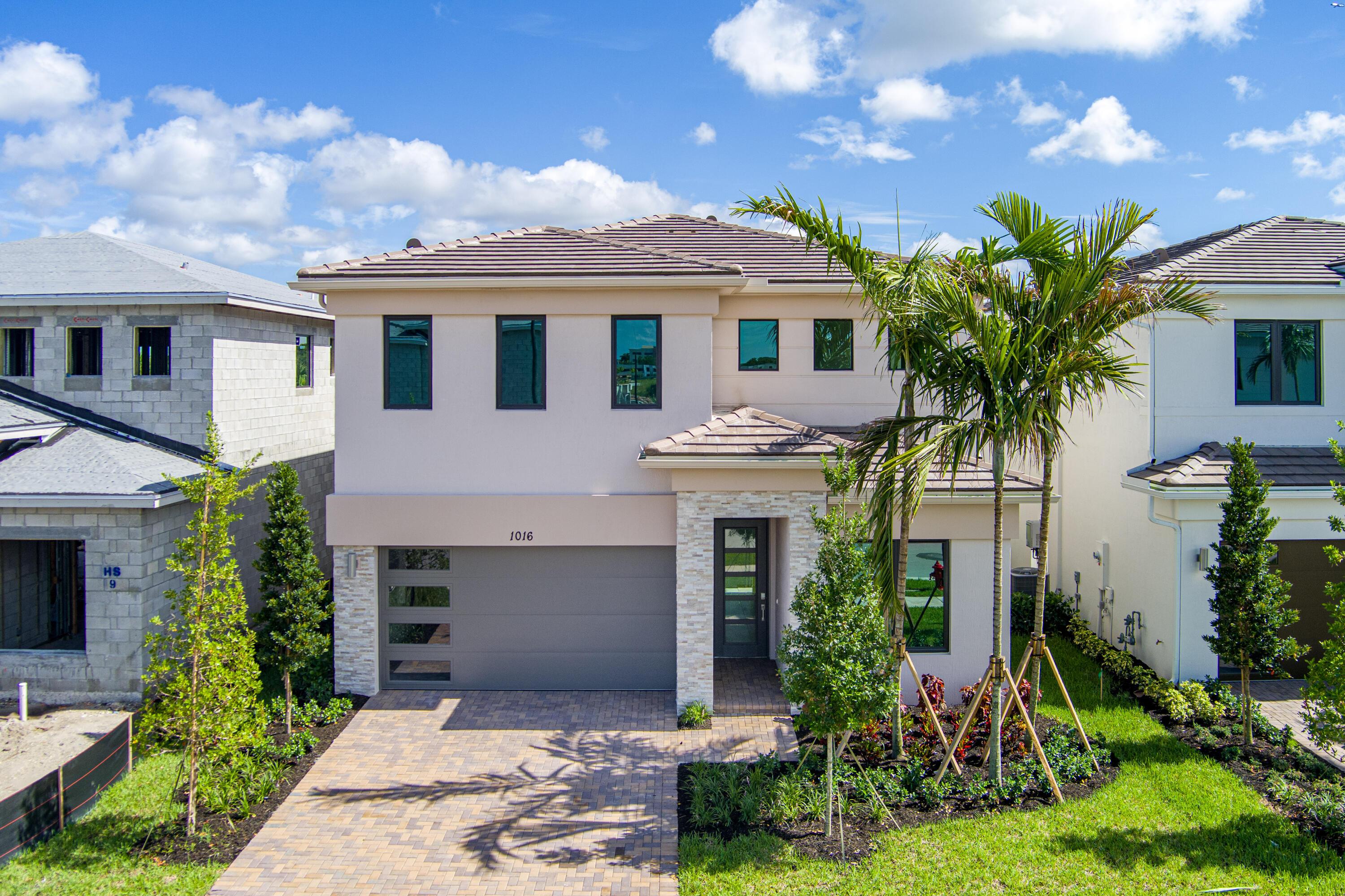 1016 Raleigh Way, Wellington, FL 33414, Wellington