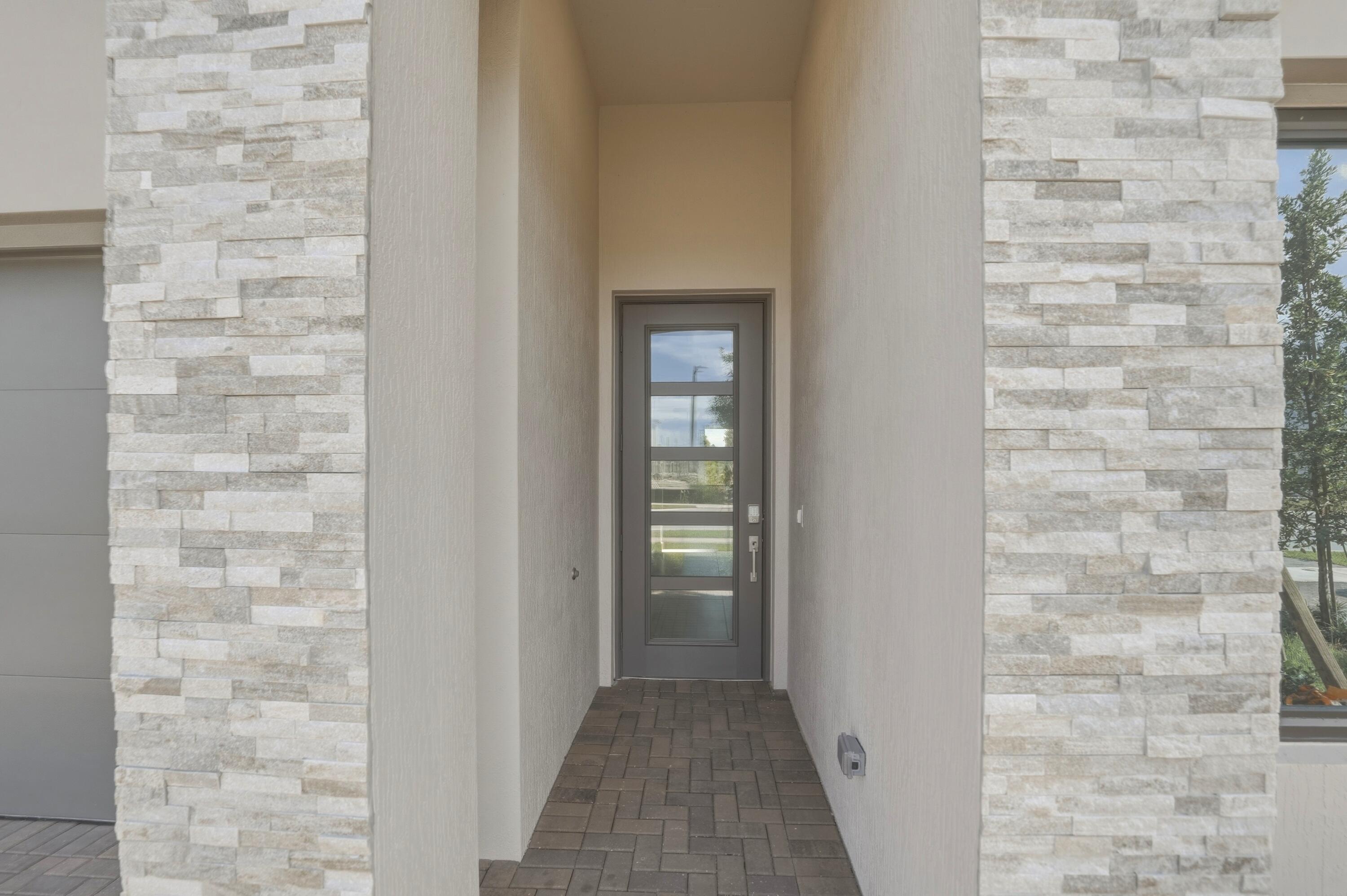 1016 Raleigh Way, Wellington, FL 33414, Wellington - Photo 3