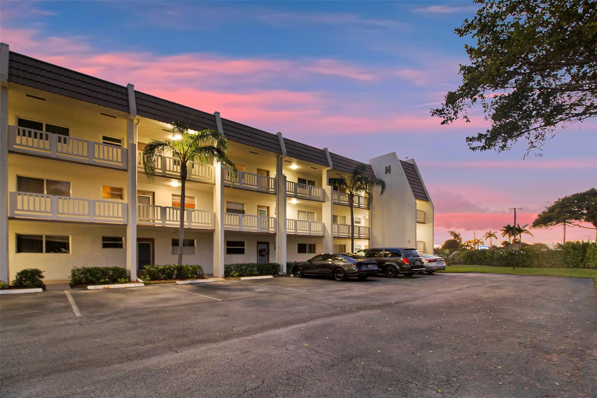 6890 Royal Palm Boulevard 312h, Margate, FL 33063, Margate