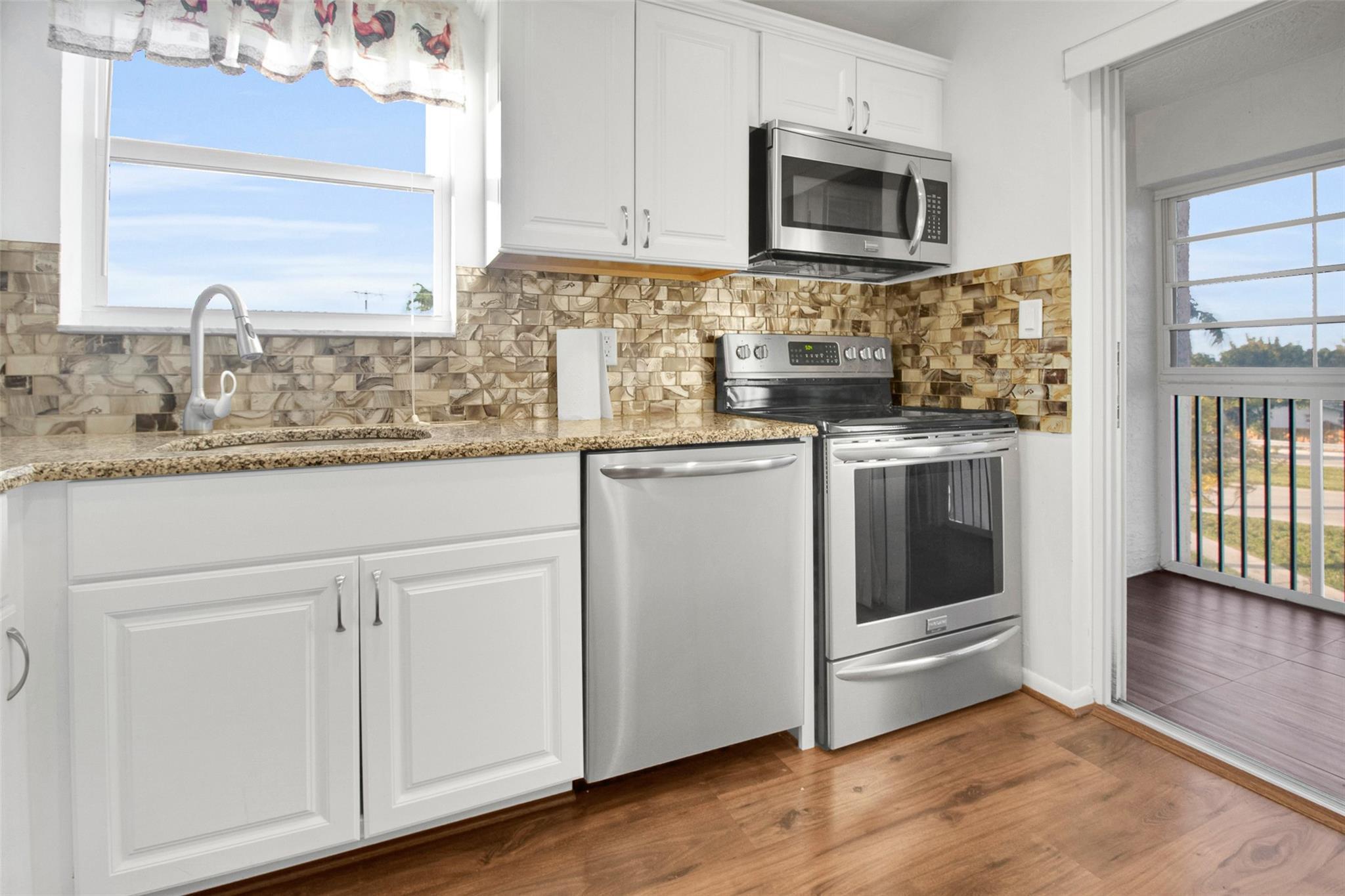 6890 Royal Palm Boulevard 312h, Margate, FL 33063, Margate - Photo 3