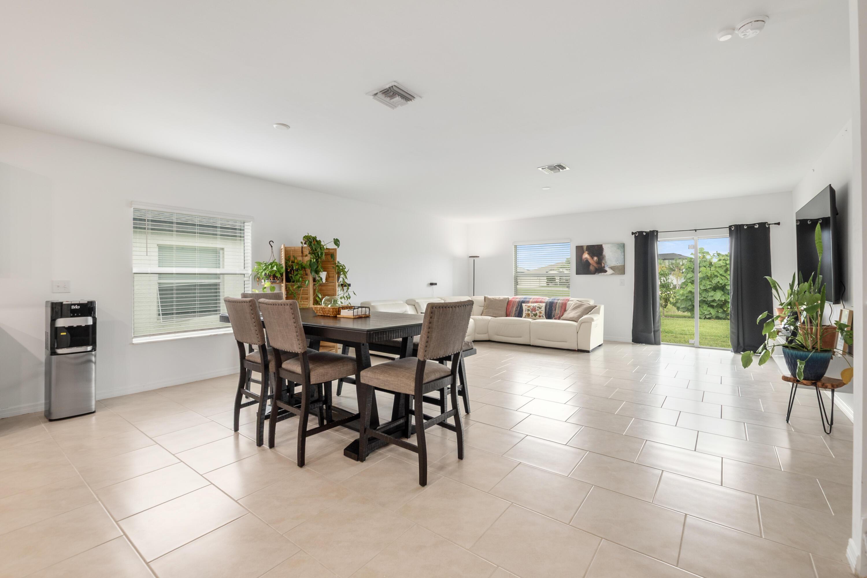 17177 Monte Isola Way, North Fort Myers, FL 33917, North Fort Myers - Photo 5