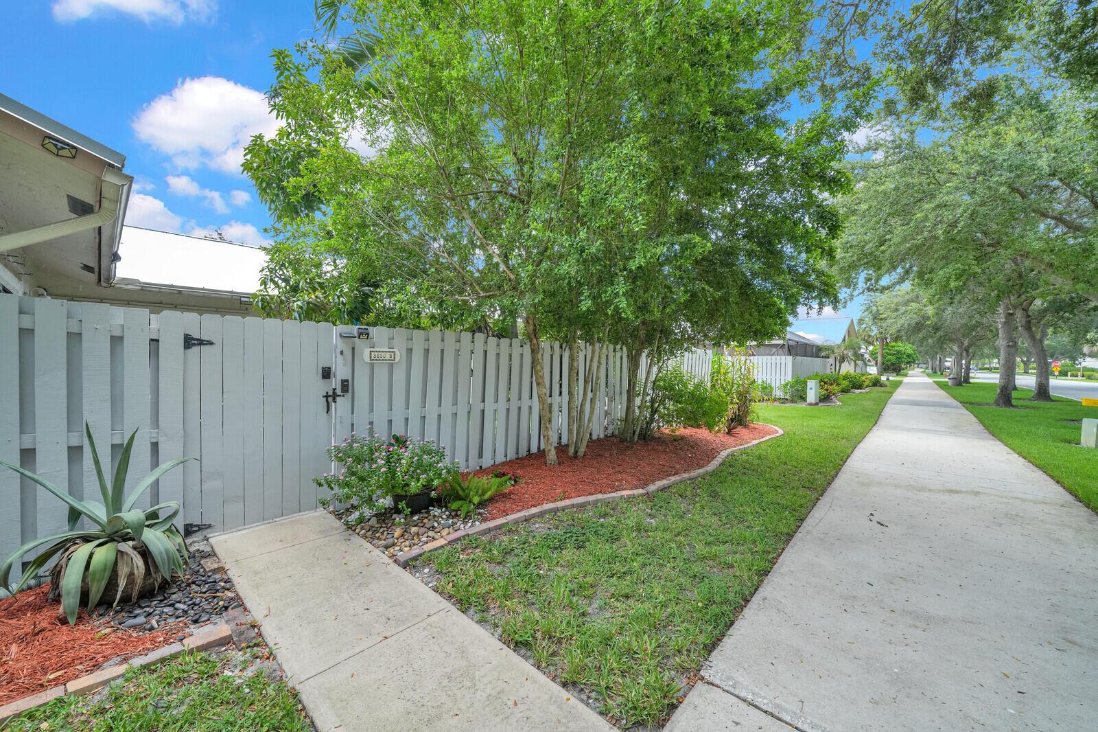 8850 Ranta Court D, Boynton Beach, FL 33436, Boynton Beach - Photo 3