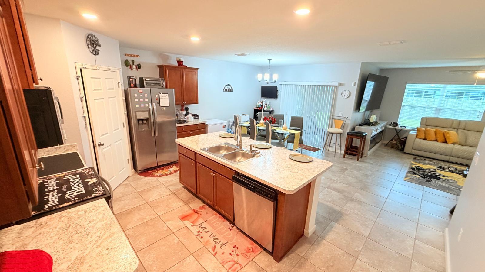 322 SW Molloy Street, Port St. Lucie, FL 34984, Port St. Lucie - Photo 5
