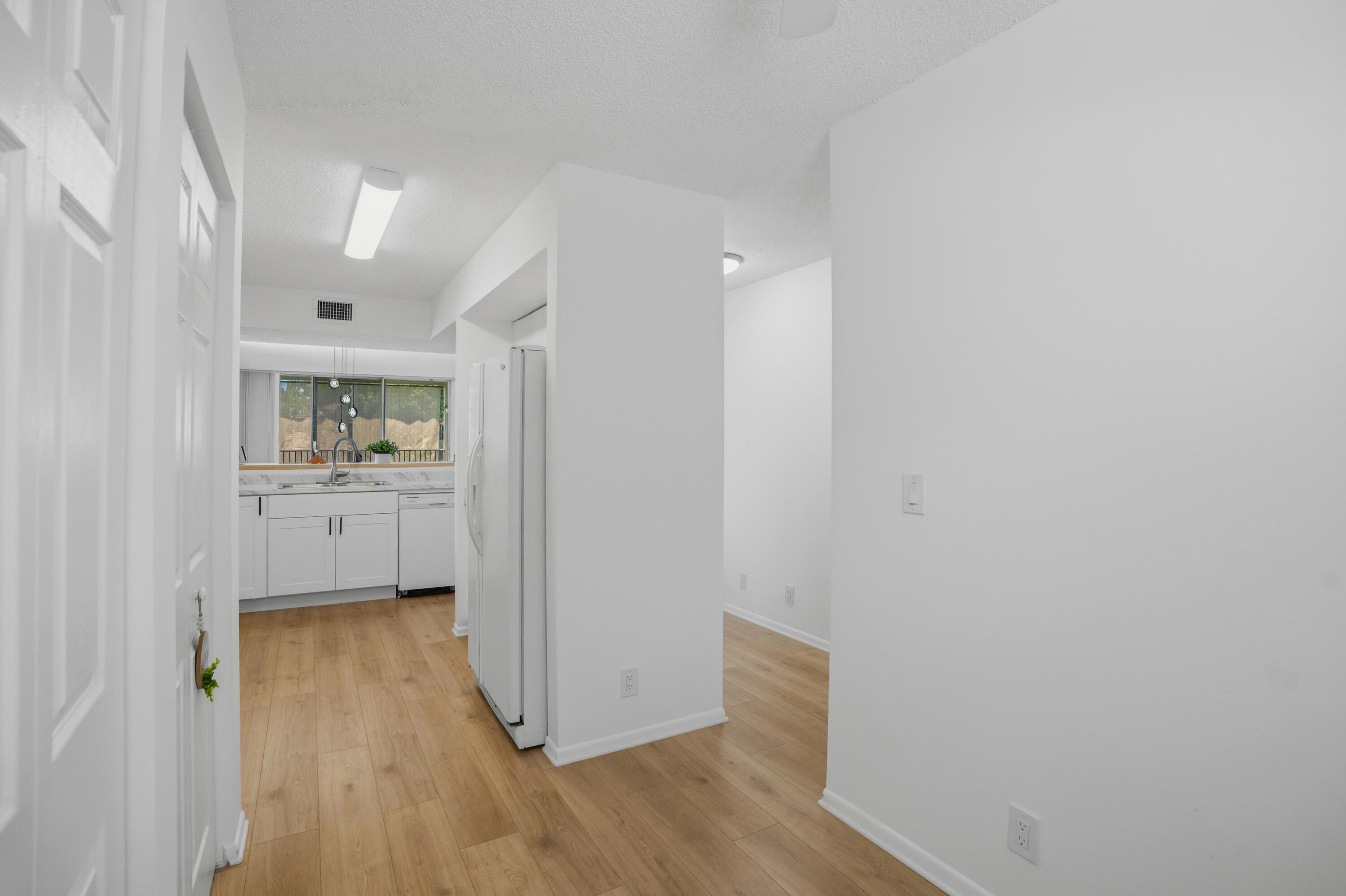 8296 NW 24th Street, Coral Springs, FL 33065, Coral Springs - Photo 4