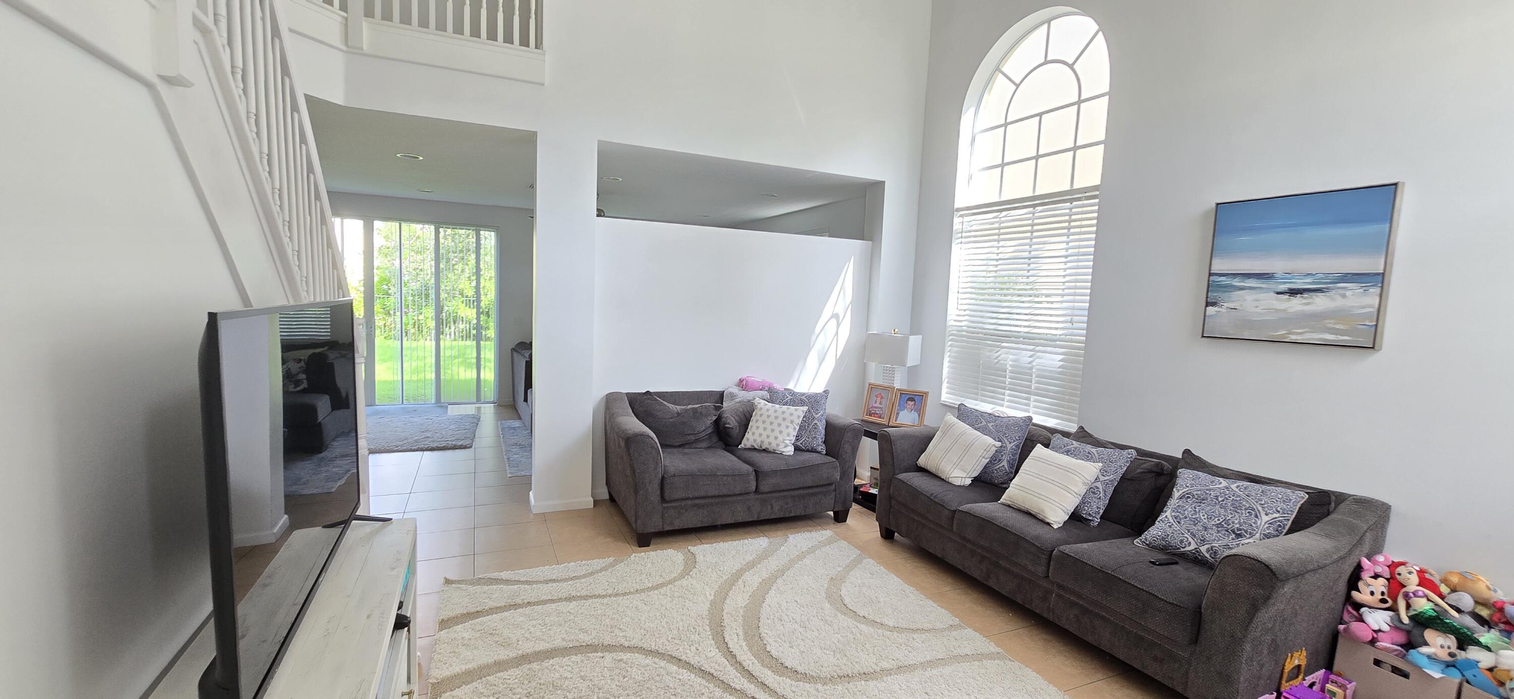 9138 Dupont Place, Wellington, FL 33414, Wellington - Photo 2