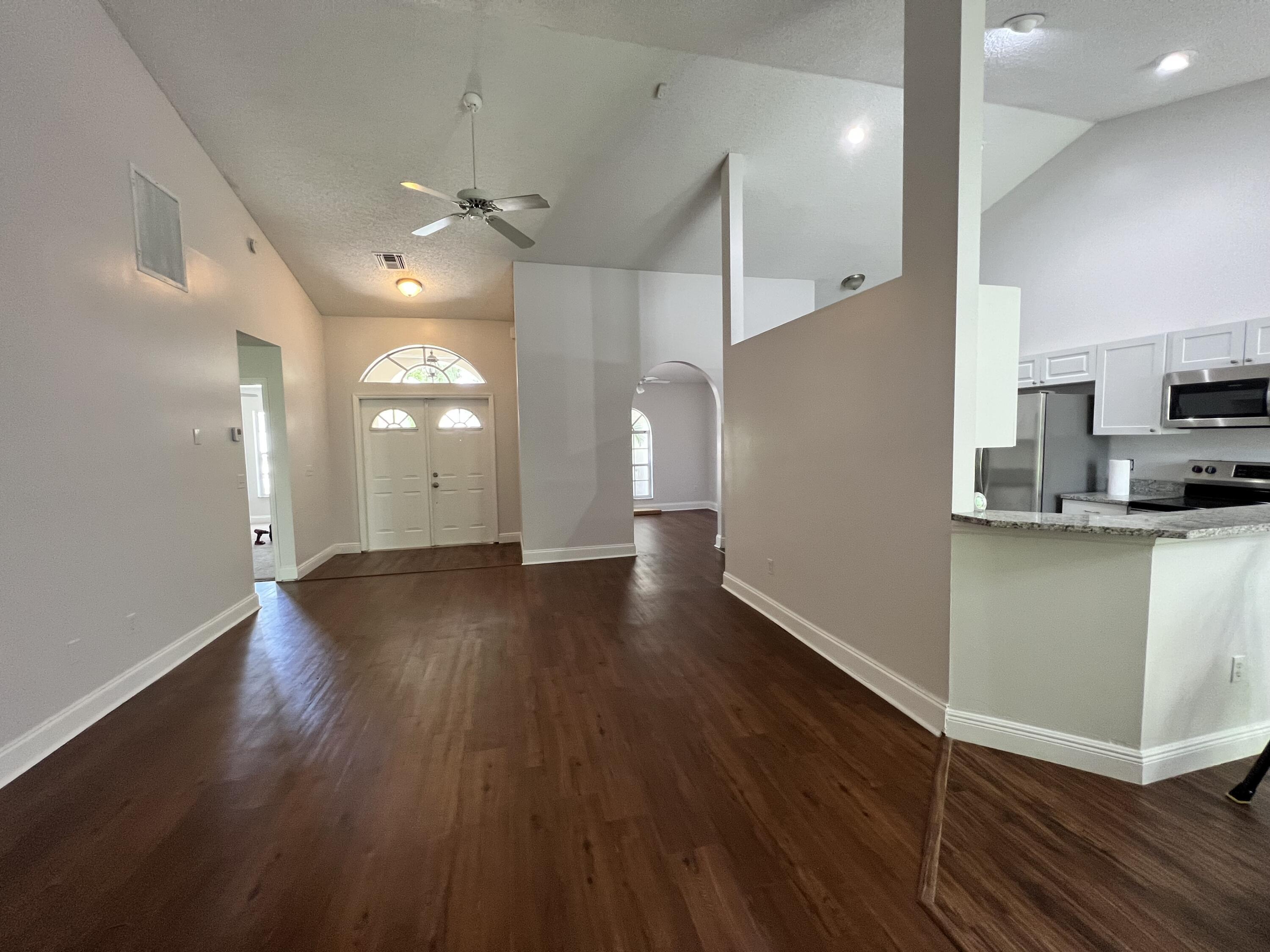 2485 Stonegate Drive, Wellington, FL 33414, Wellington - Photo 5