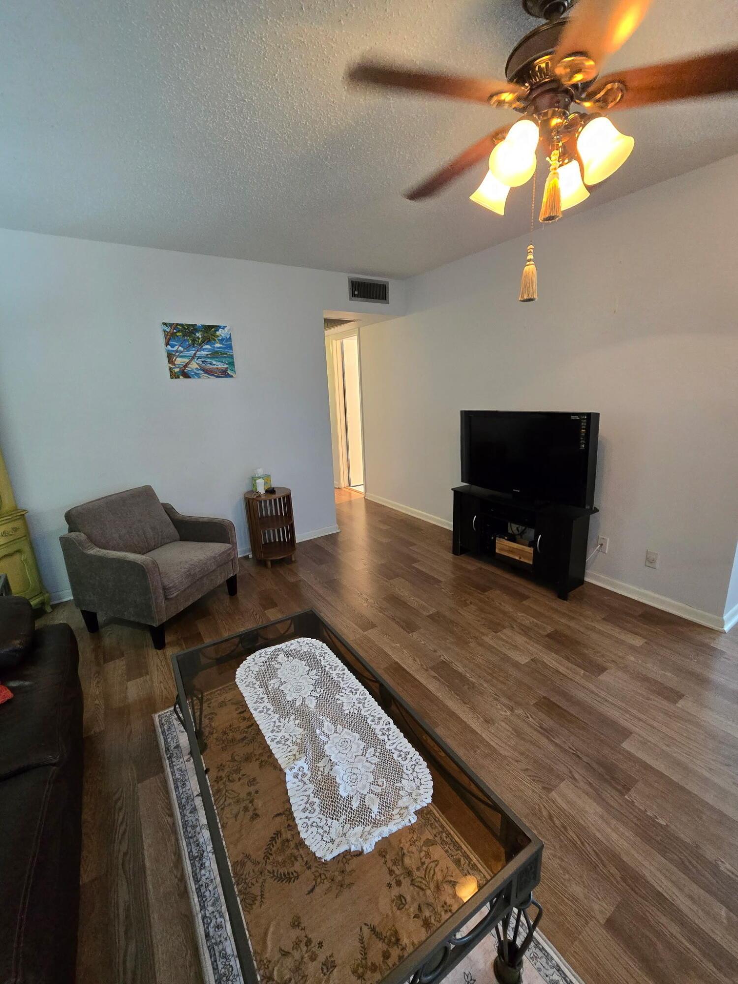 357 Markham P 357, Deerfield Beach, FL 33442, Deerfield Beach - Photo 3