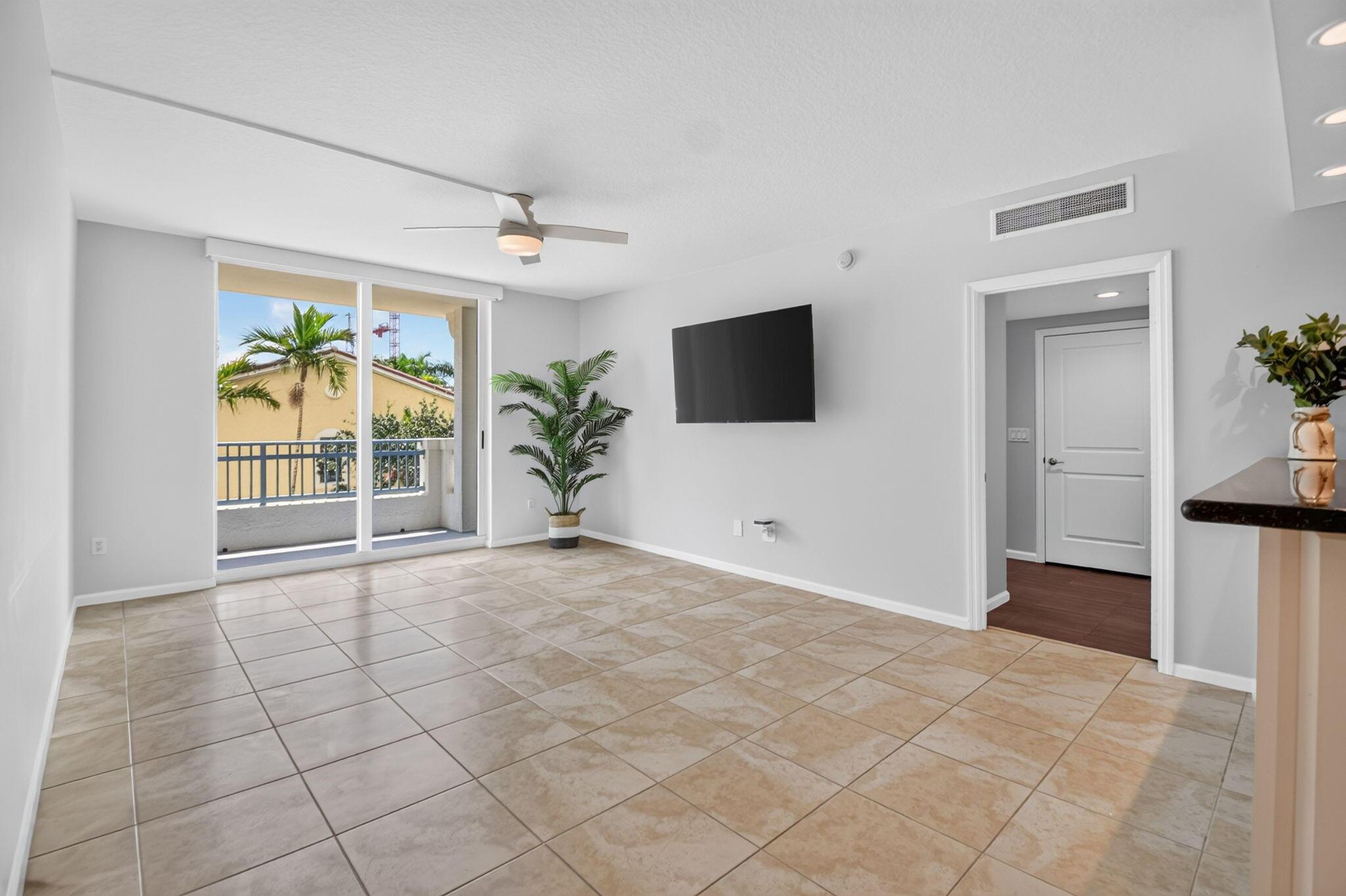403 S Sapodilla Avenue 307, West Palm Beach, FL 33401, West Palm Beach - Photo 5