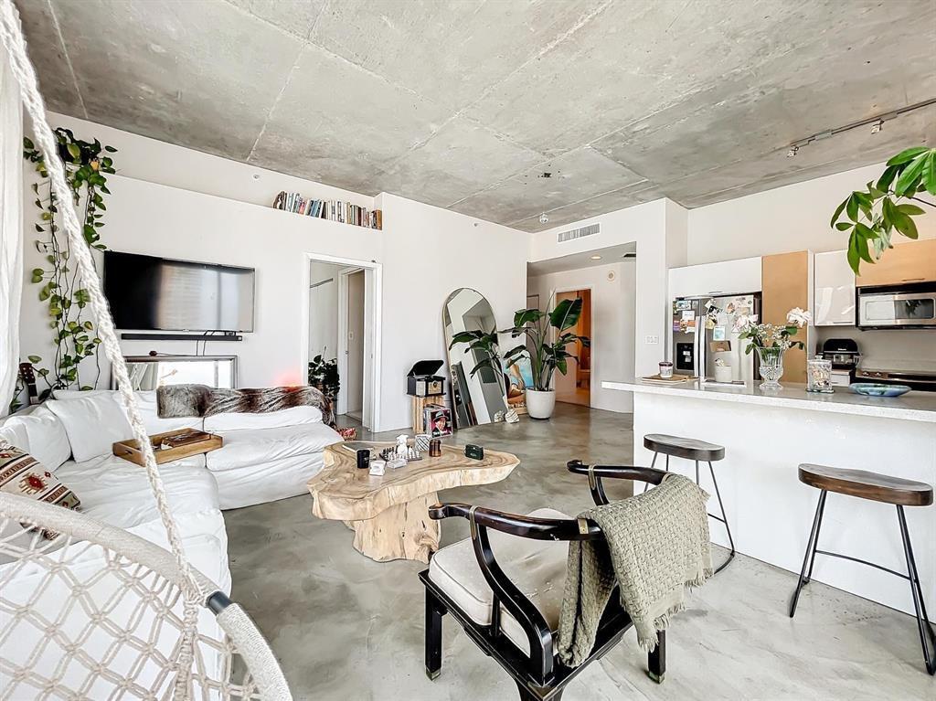 234 NE 3rd Street 1901, Miami, FL 33132, Miami - Photo 2