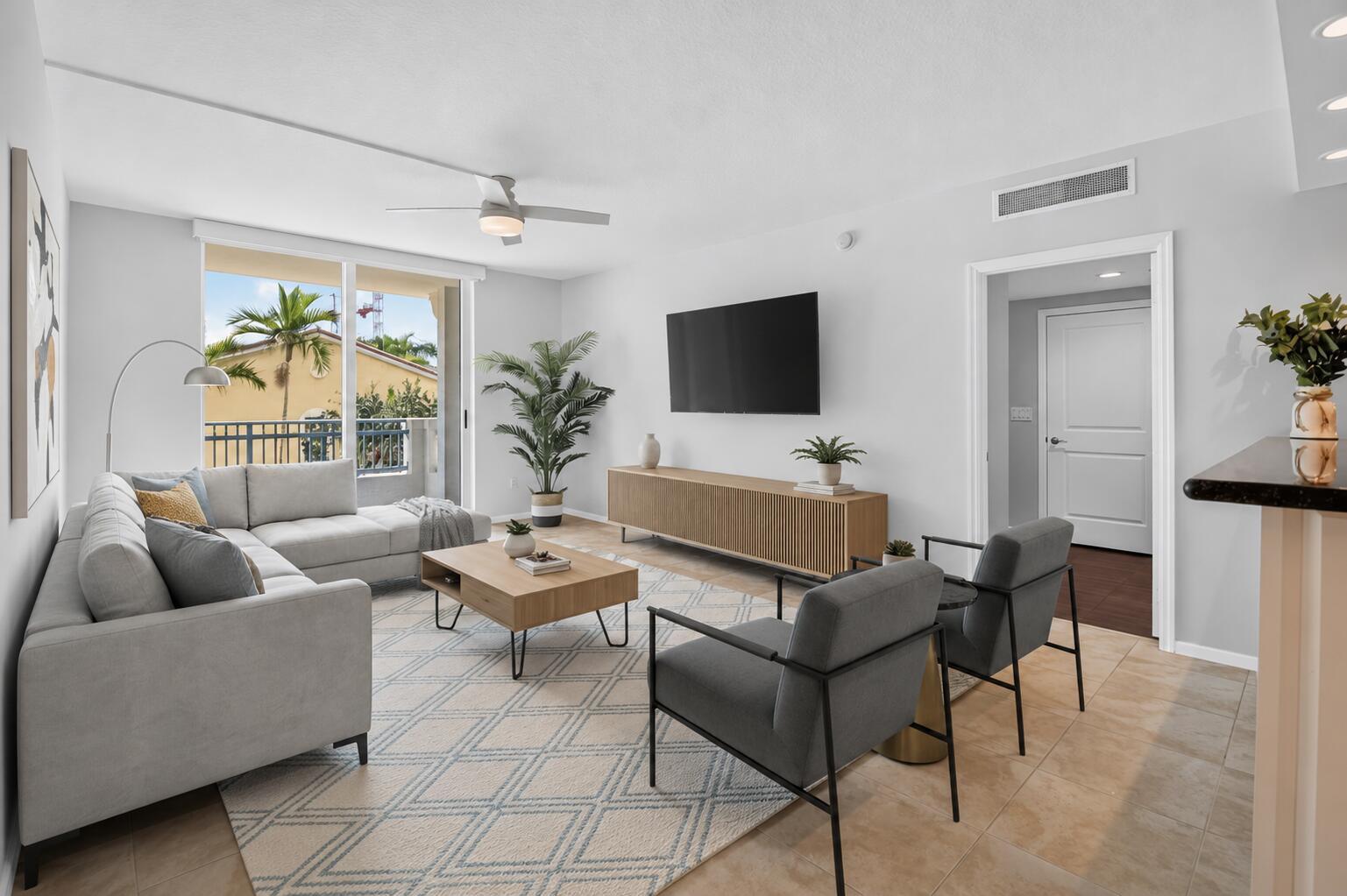403 S Sapodilla Avenue 307, West Palm Beach, FL 33401, West Palm Beach - Photo 2