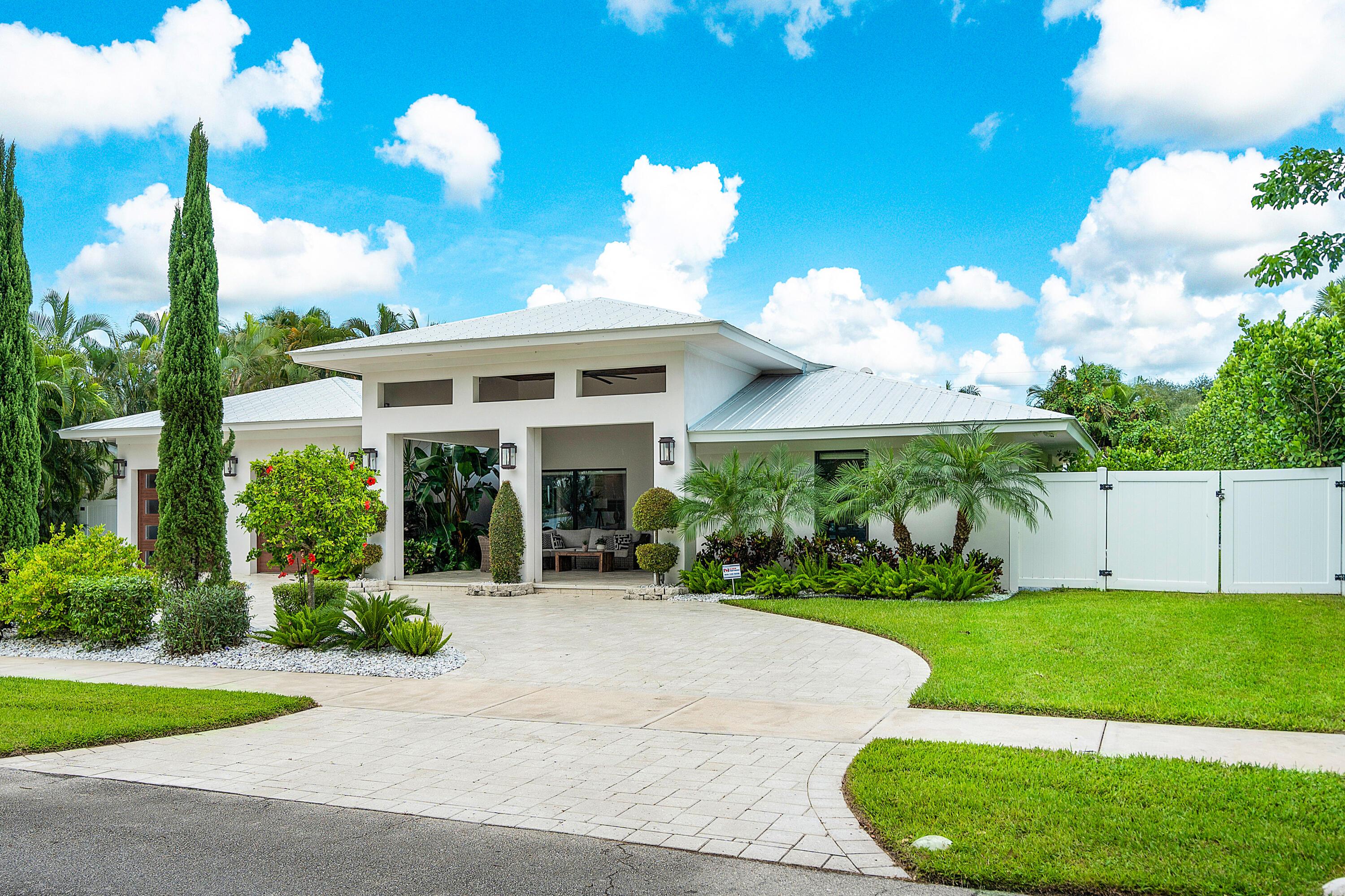 1117 Lake Drive, Delray Beach, FL 33444, Delray Beach - Photo 2