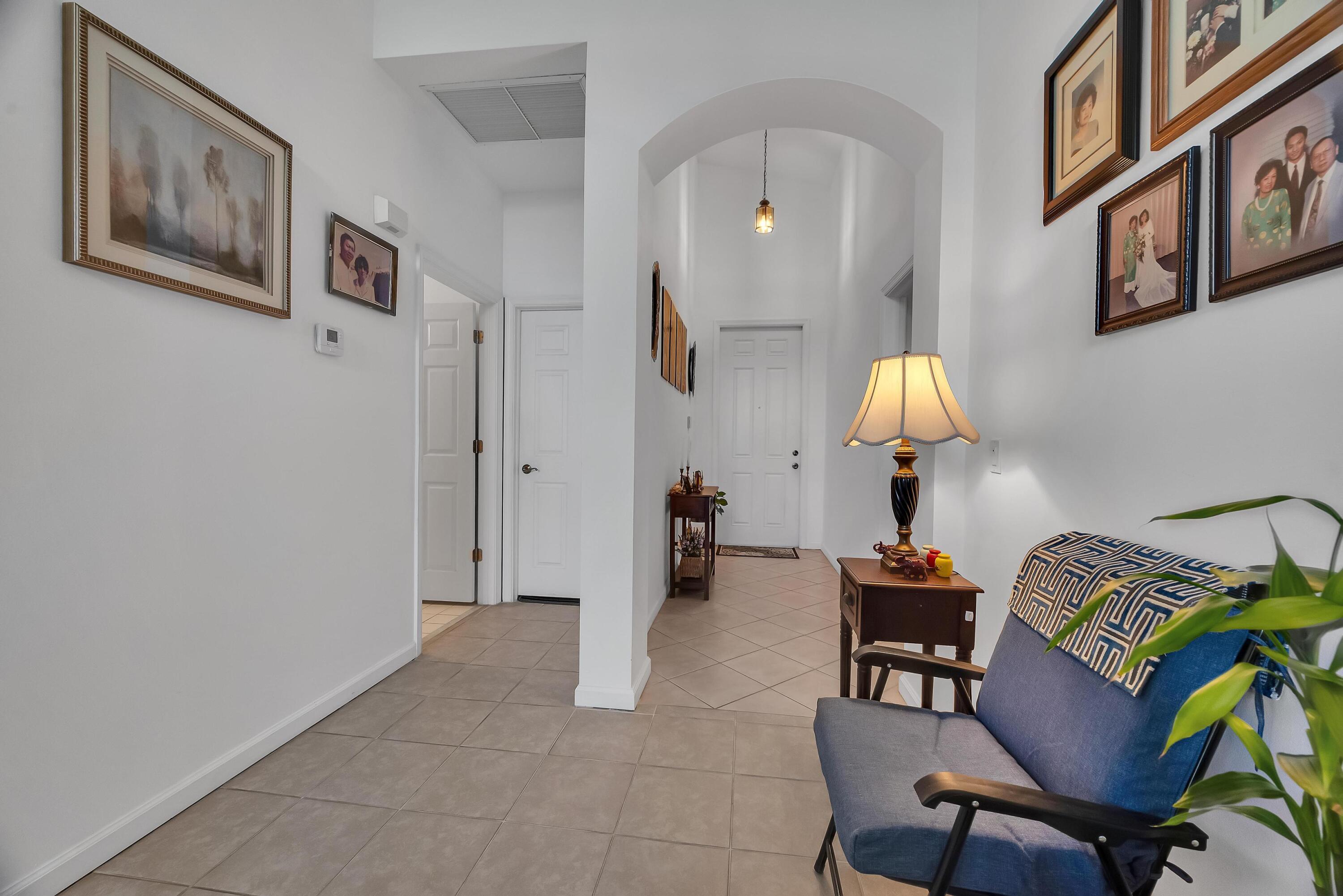 113 NW Swann Mill Circle, Port St. Lucie, FL 34986, Port St. Lucie - Photo 4