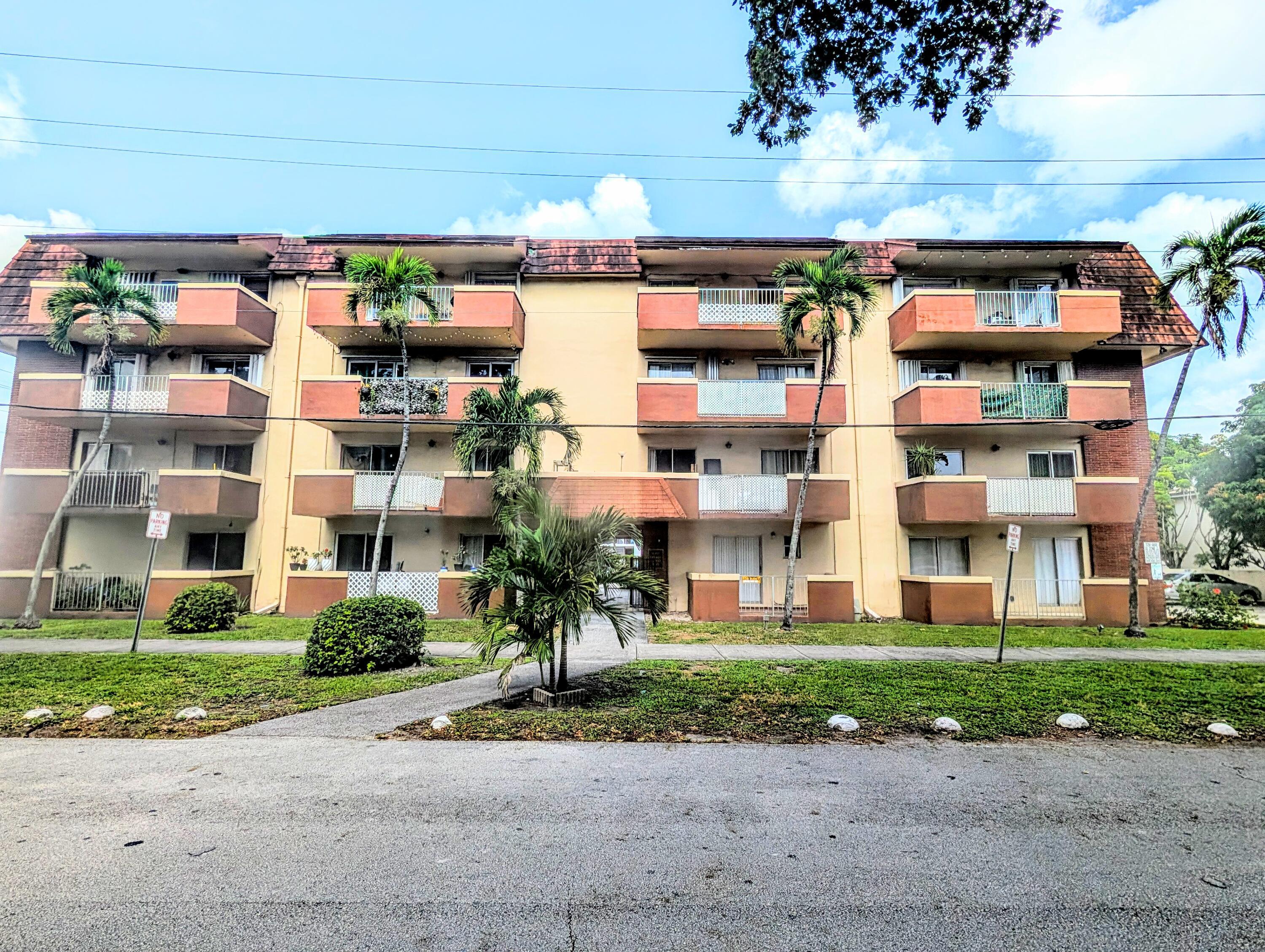 680 Miller Drive W103, Miami Springs, FL 33166, Miami Springs