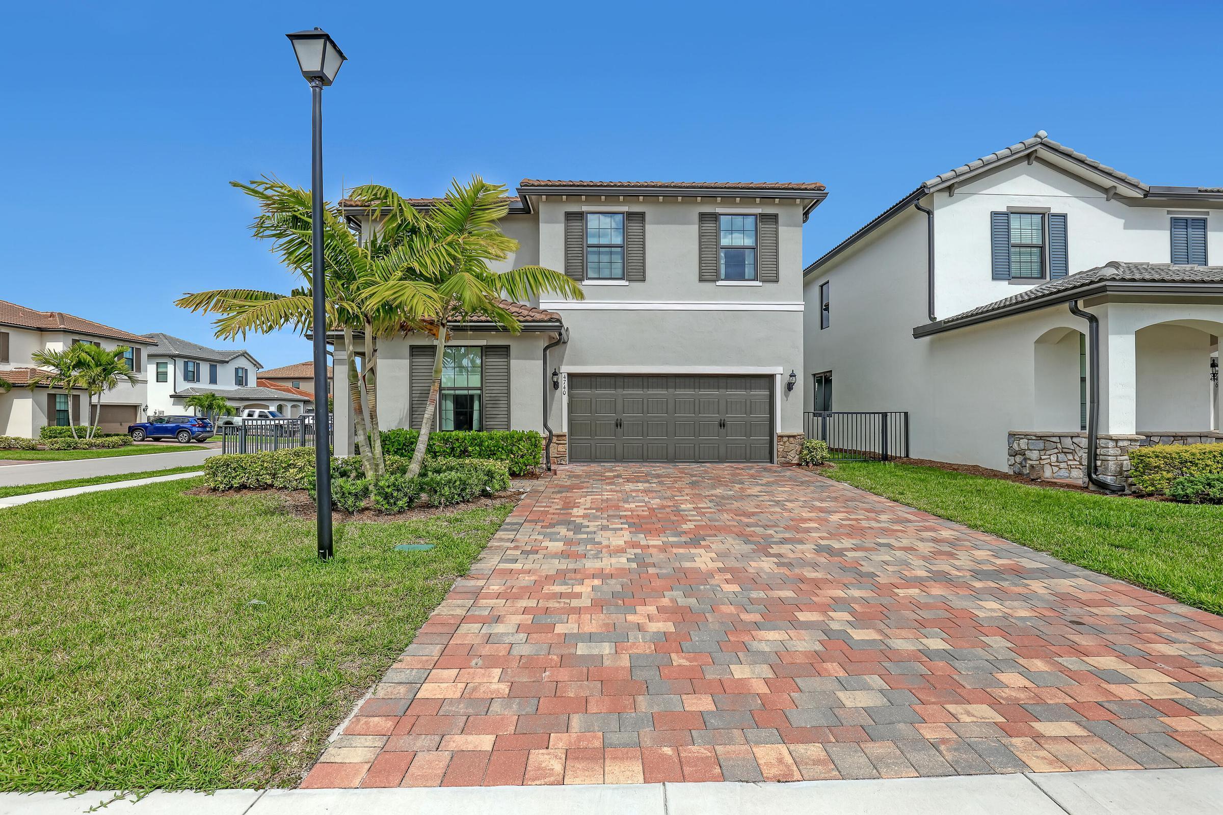 4740 Chantilly, Lake Worth, FL 33467, Lake Worth - Photo 3