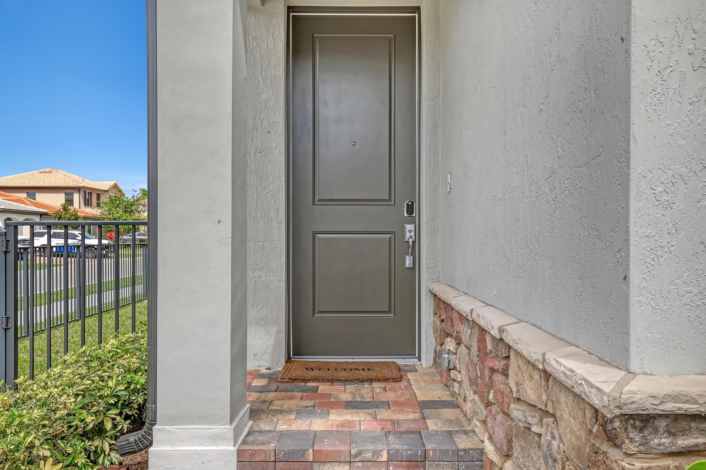 4740 Chantilly, Lake Worth, FL 33467, Lake Worth - Photo 4