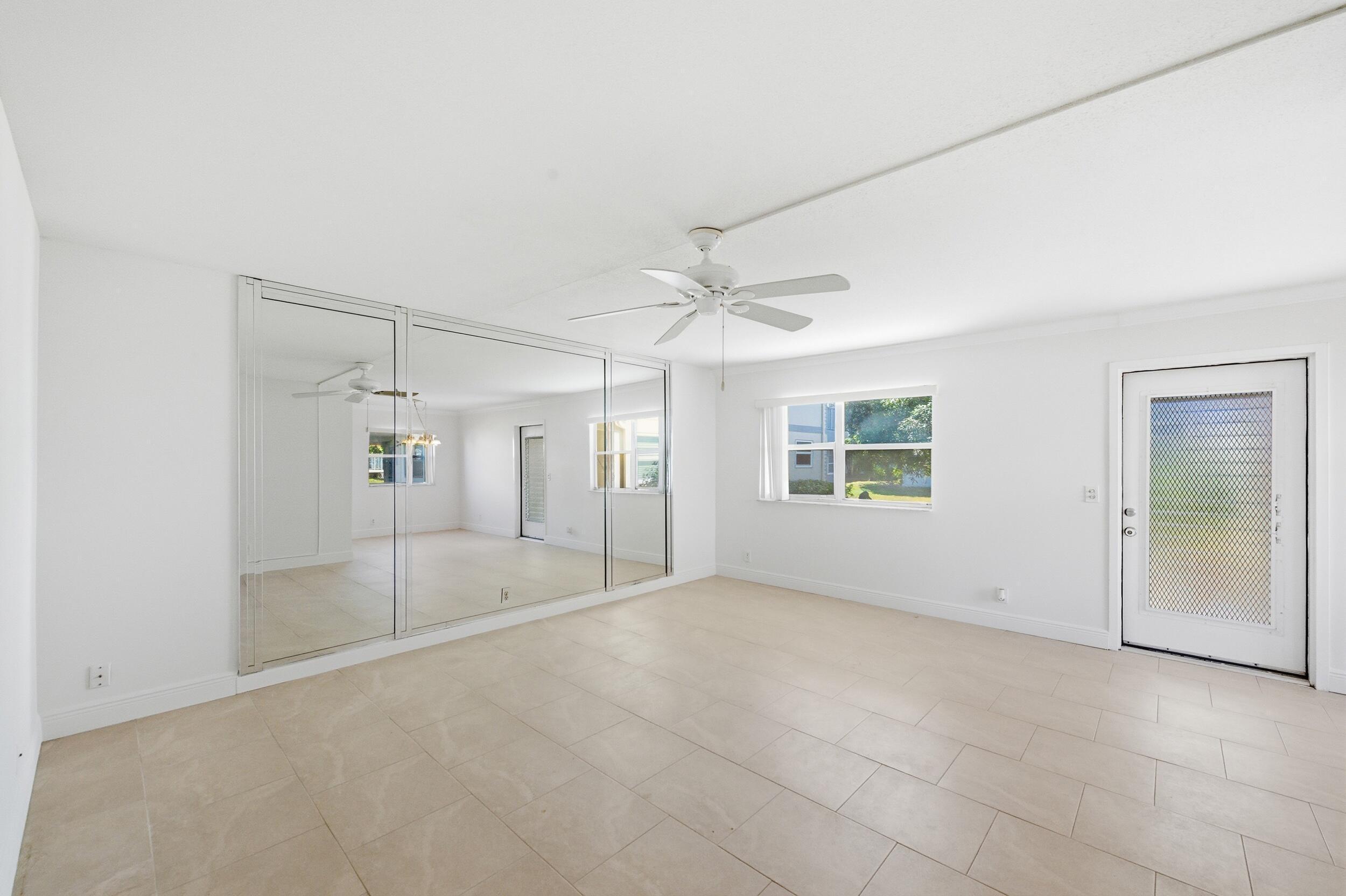 452 Brittany J, Delray Beach, FL 33446, Delray Beach - Photo 5