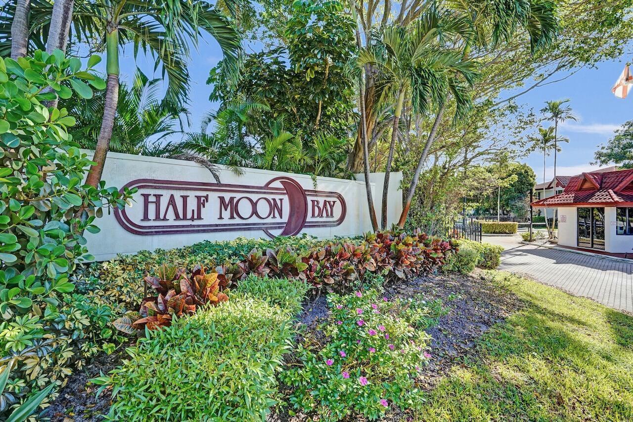 107 Half Moon Circle H1, Hypoluxo, FL 33462, Hypoluxo - Photo 2