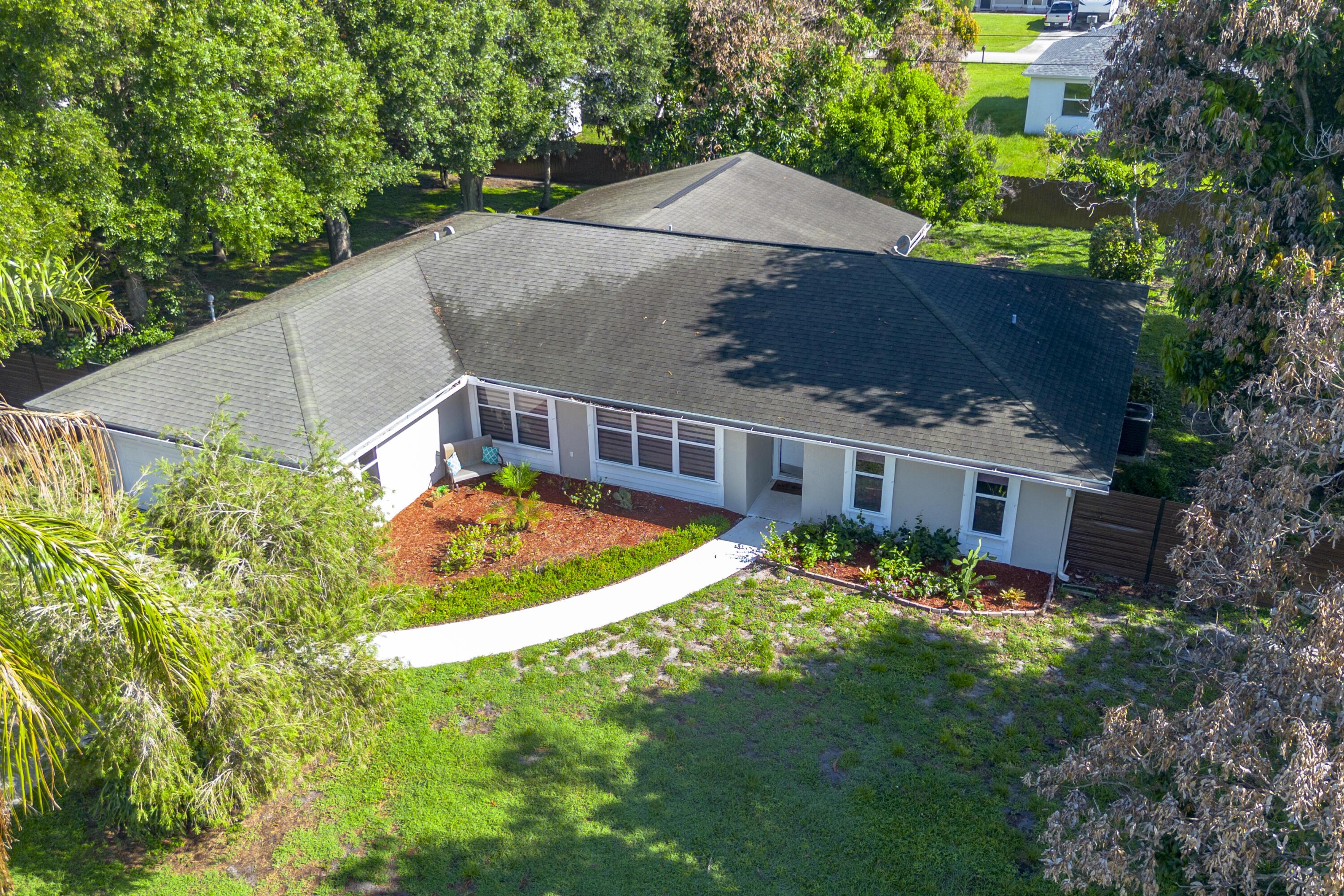 749 SW Mccracken Avenue, Port St. Lucie, FL 34953, Port St. Lucie - Photo 4