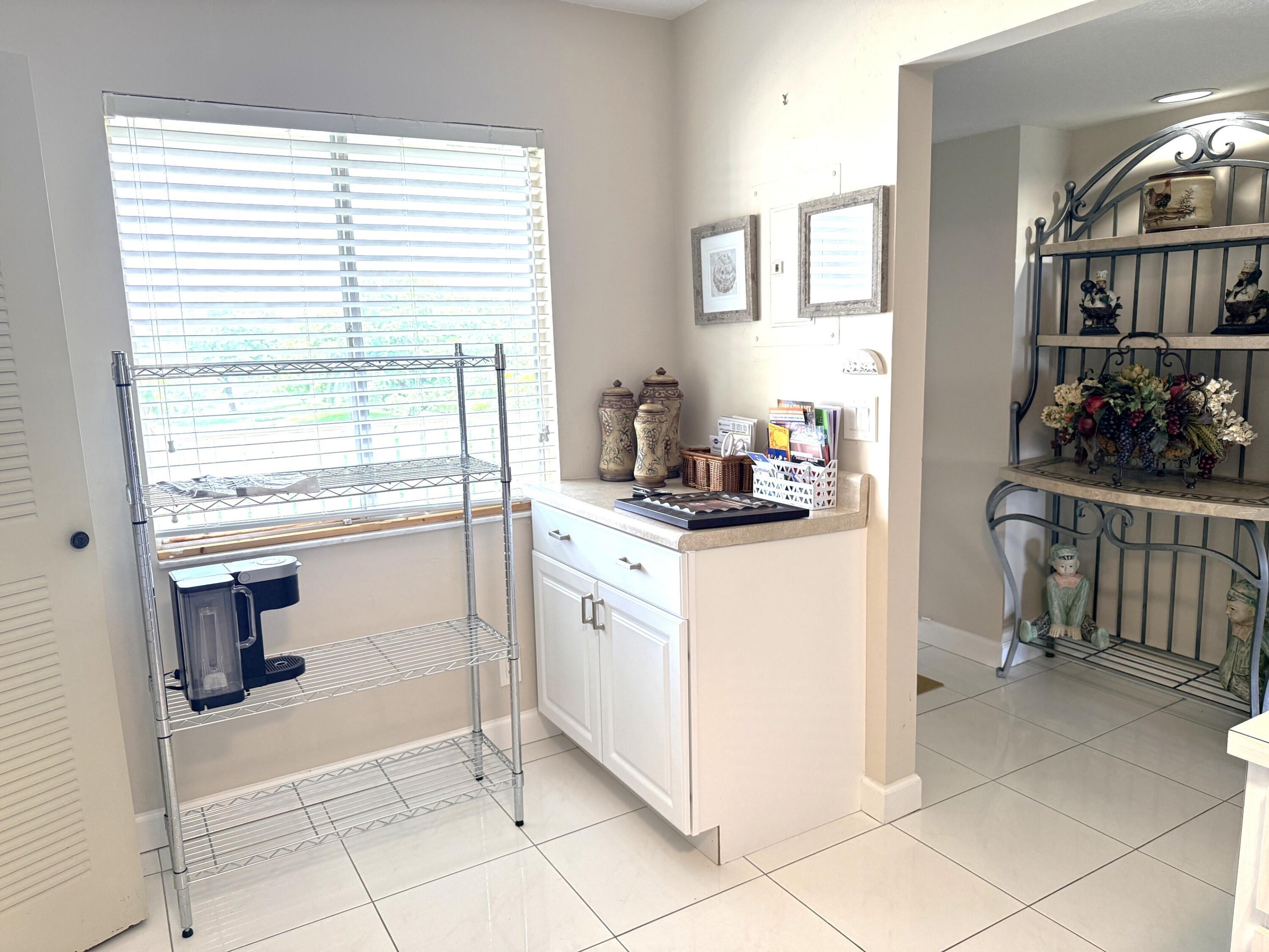 7146 Huntington Lane 403, Delray Beach, FL 33446, Delray Beach - Photo 4